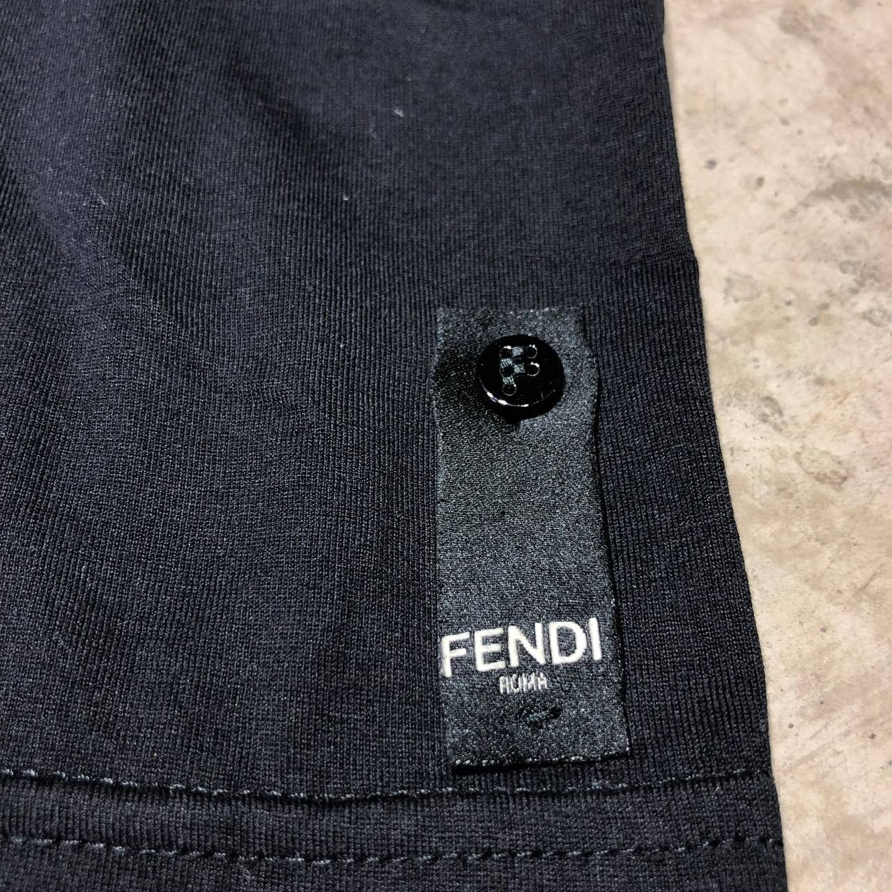 Fendi Fendi Fur lightbulb tee Size US S / EU 44-46 / 1 - 13 Thumbnail