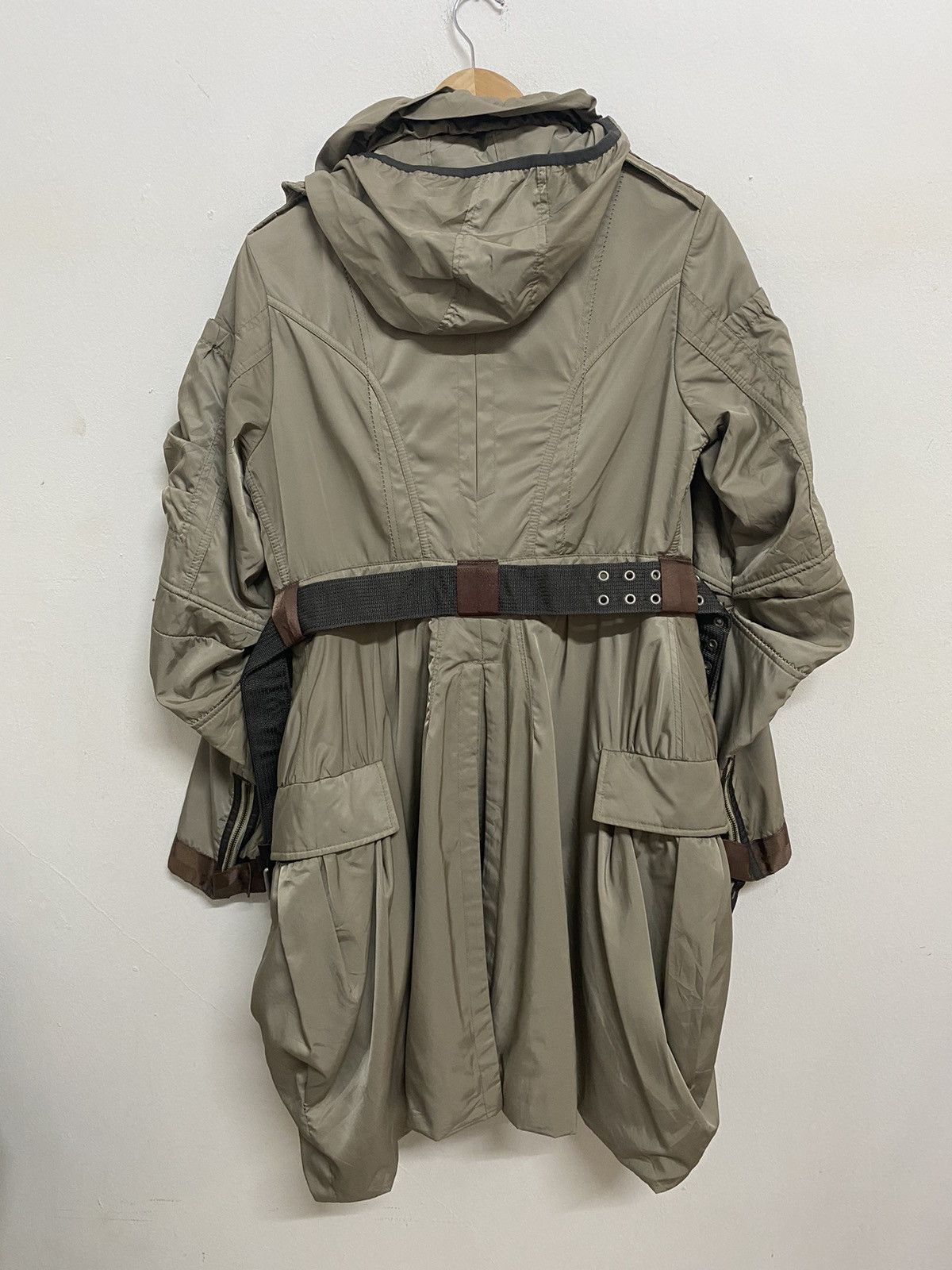 Marithe + Francois Girbaud 🔥 Marithe Francois Girbaud Maximalist Parachute Jacket Size L / US 10 / IT 46 - 2 Thumbnail