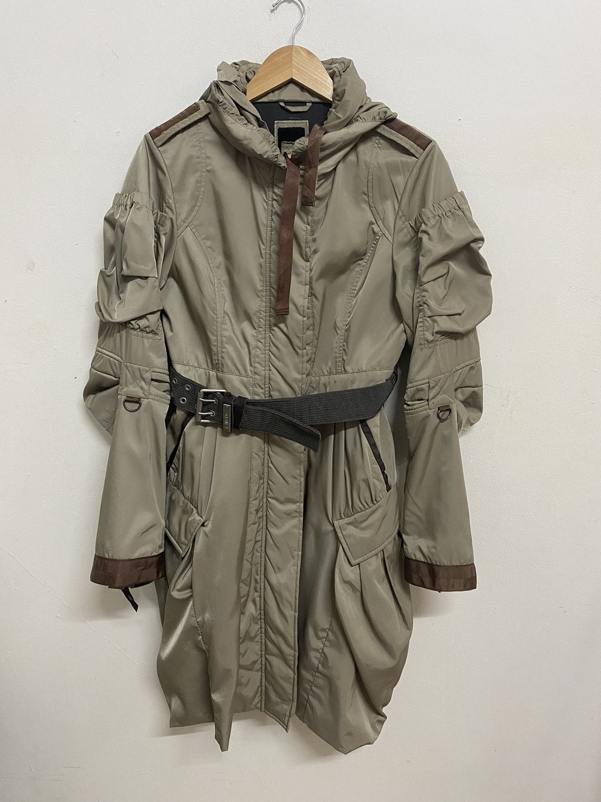 Marithe + Francois Girbaud 🔥 Marithe Francois Girbaud Maximalist Parachute Jacket Size L / US 10 / IT 46 - 1 Thumbnail