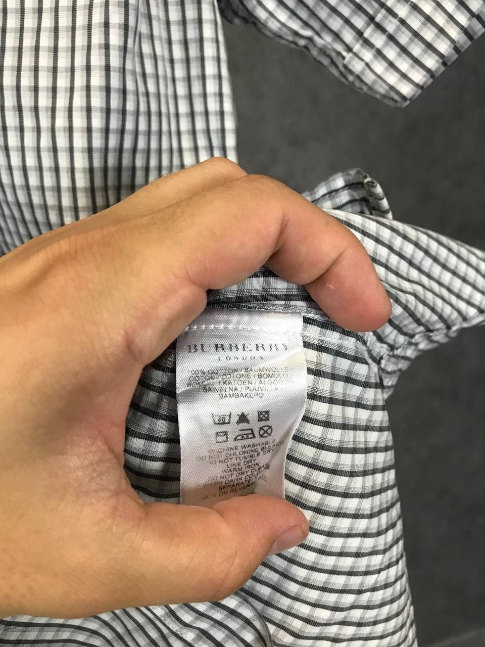 Burberry Burberry luxury small logo shirt Size US M / EU 48-50 / 2 - 7 Thumbnail