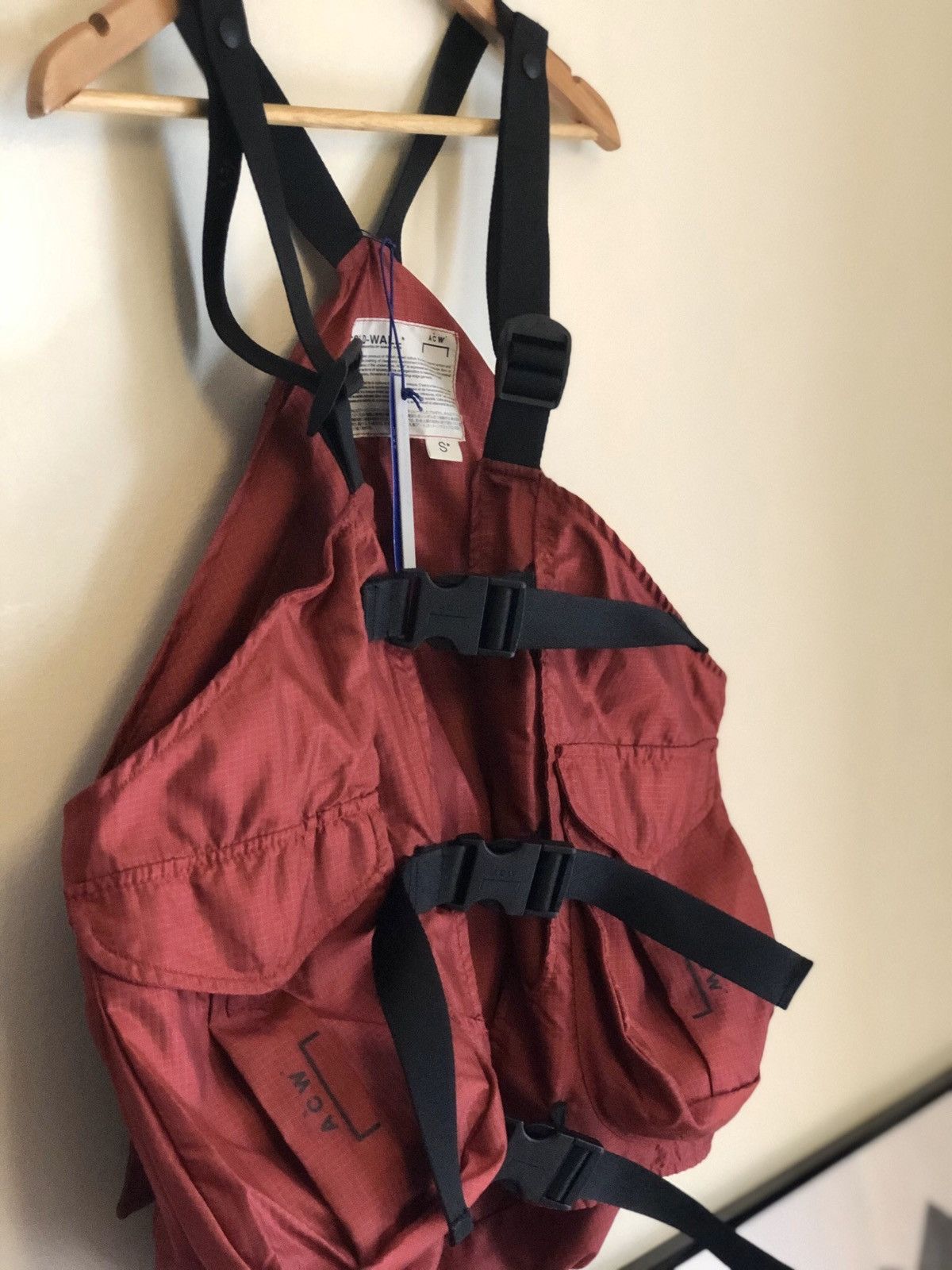 A-COLD-WALL* A Cold Wall ACW* military stile life jacket utility harness Size US S / EU 44-46 / 1 - 3 Thumbnail