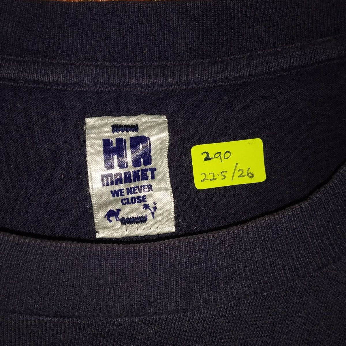 Japanese Brand HR Market Big Logo Japanese Brand T-shirt Size US XL / EU 56 / 4 - 5 Thumbnail
