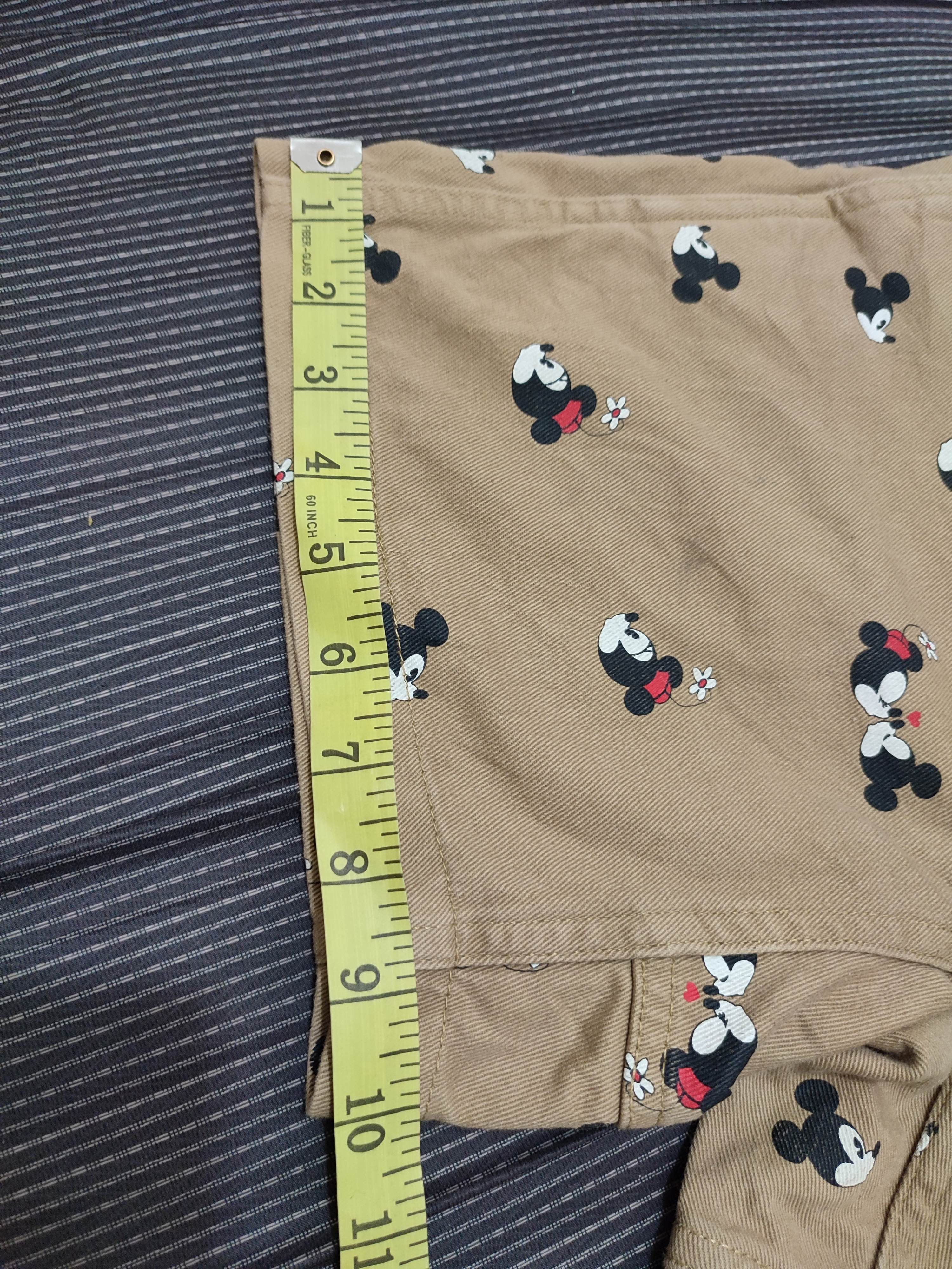 Disney × Gramicci 🔥Rare!!! Gramicci x Disney Fullprint Mickey Short pants Size US 28 / EU 44 - 13 Thumbnail
