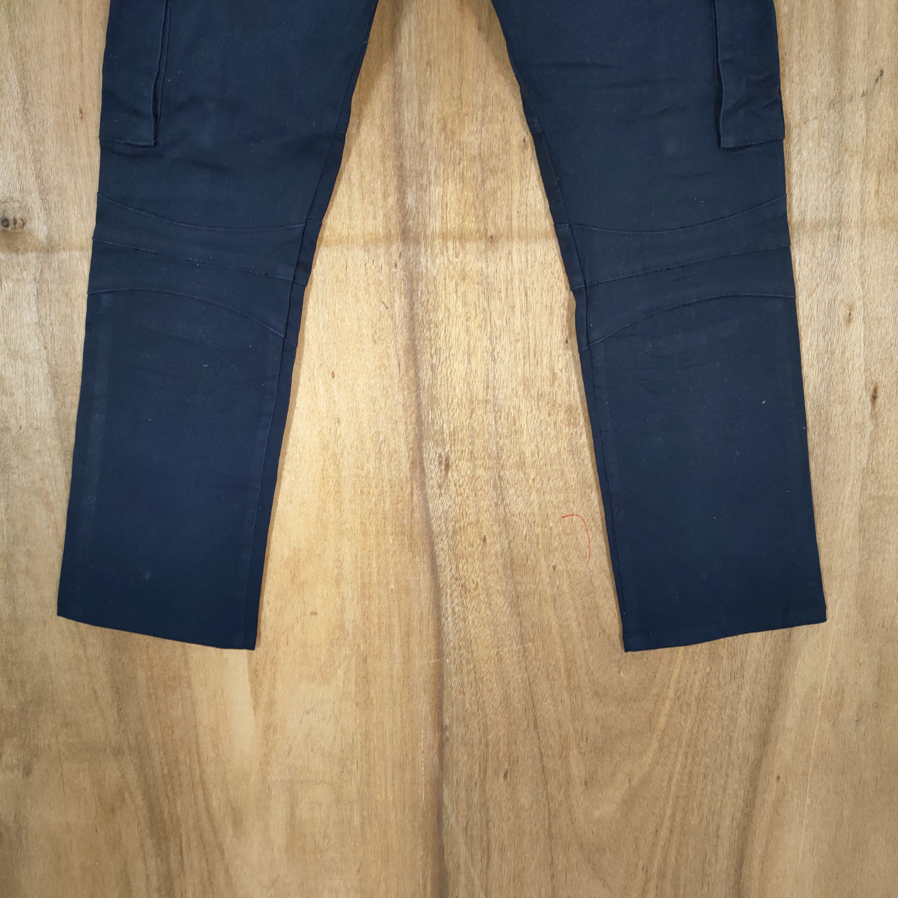 In The Attic VINTAGE IN THE ATTIC BLACK CARGO PANTS Size US 32 / EU 48 - 10 Thumbnail