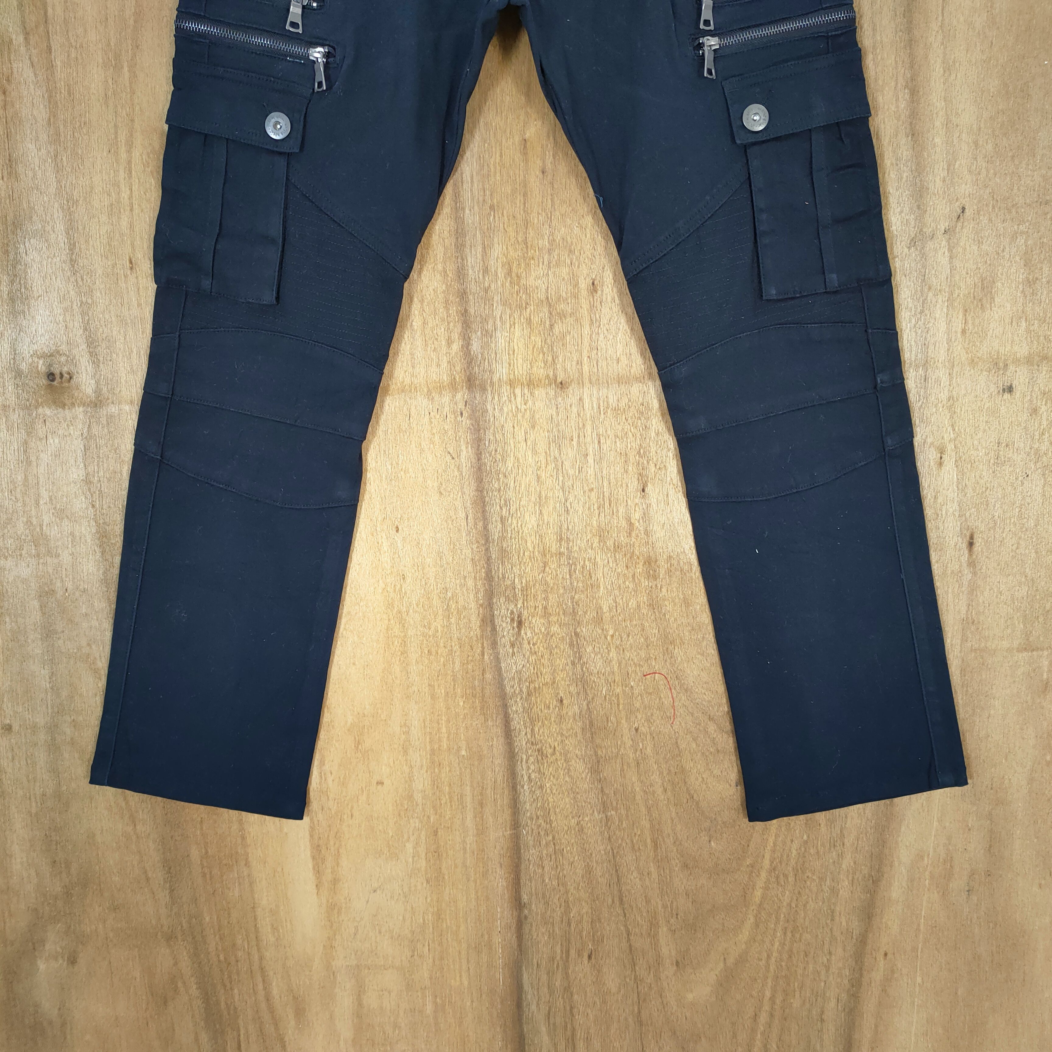 In The Attic VINTAGE IN THE ATTIC BLACK CARGO PANTS Size US 32 / EU 48 - 3 Thumbnail