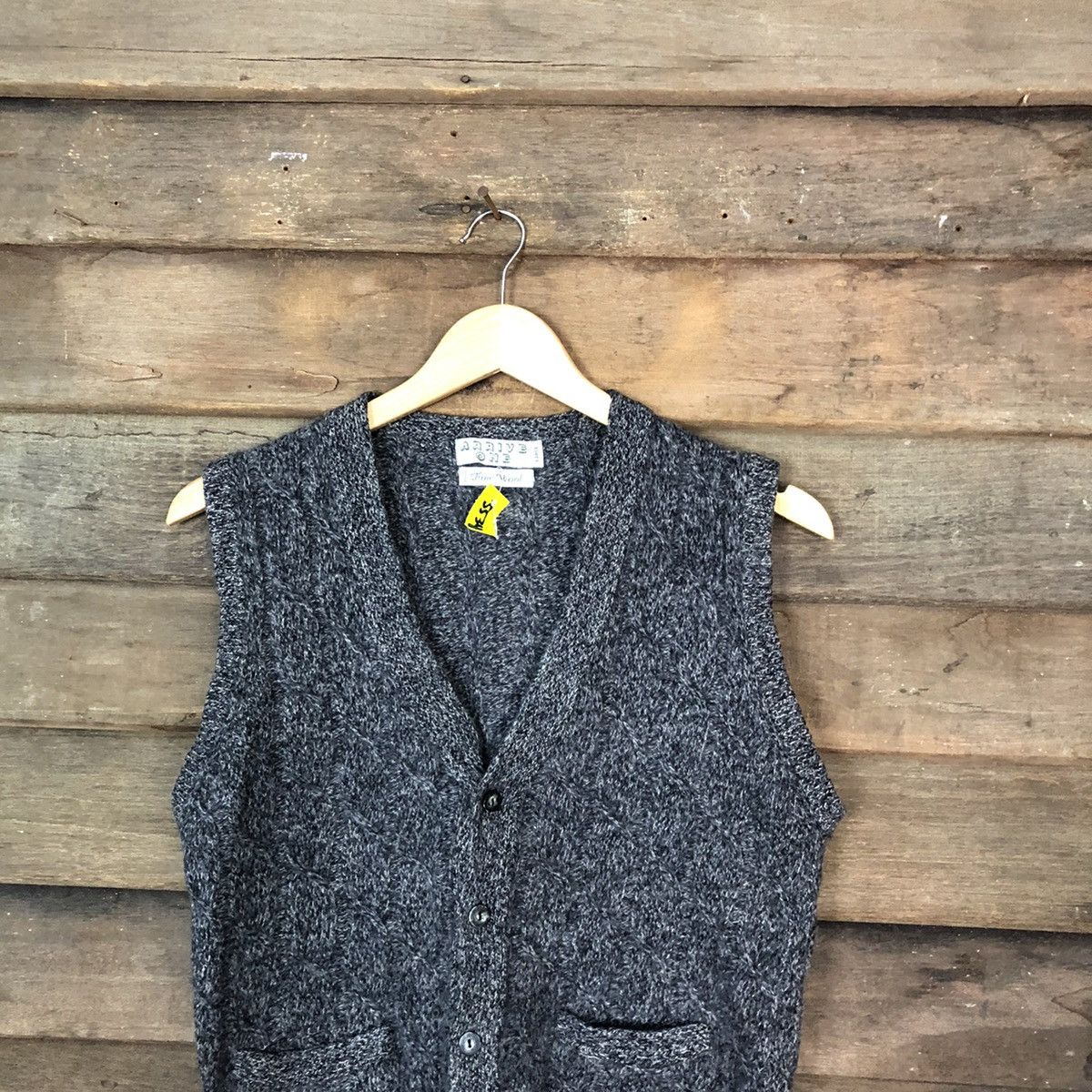 Homespun Knitwear × Japanese Brand × Vintage Arrive One Grey fine wool Vest cardigan #5534 Size M / US 6-8 / IT 42-44 - 2 Thumbnail