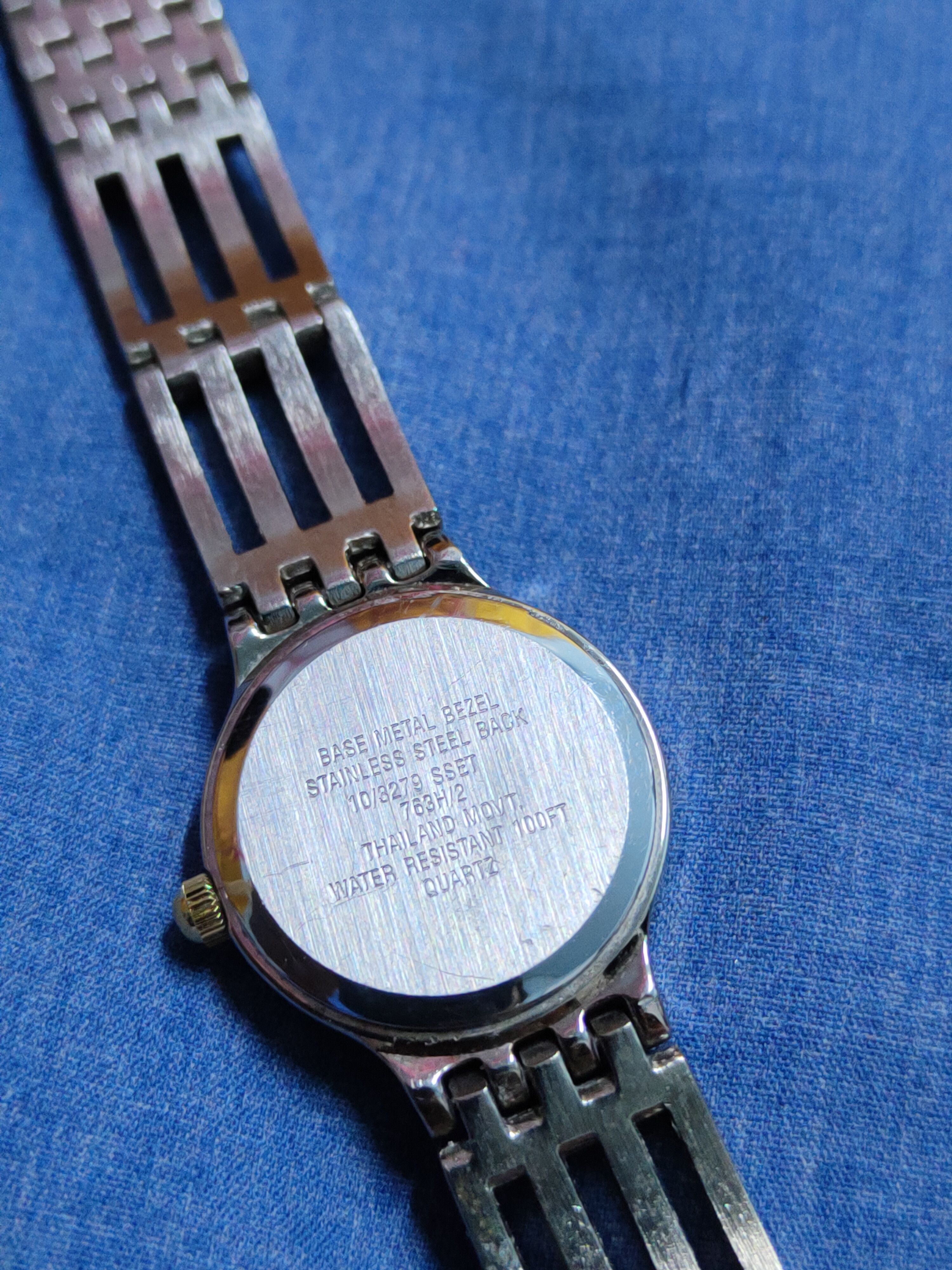 Anne Klein × Vintage Anne Klein II-Quartz Silver vintage ladies Watch #J063S Size ONE SIZE - 7 Thumbnail