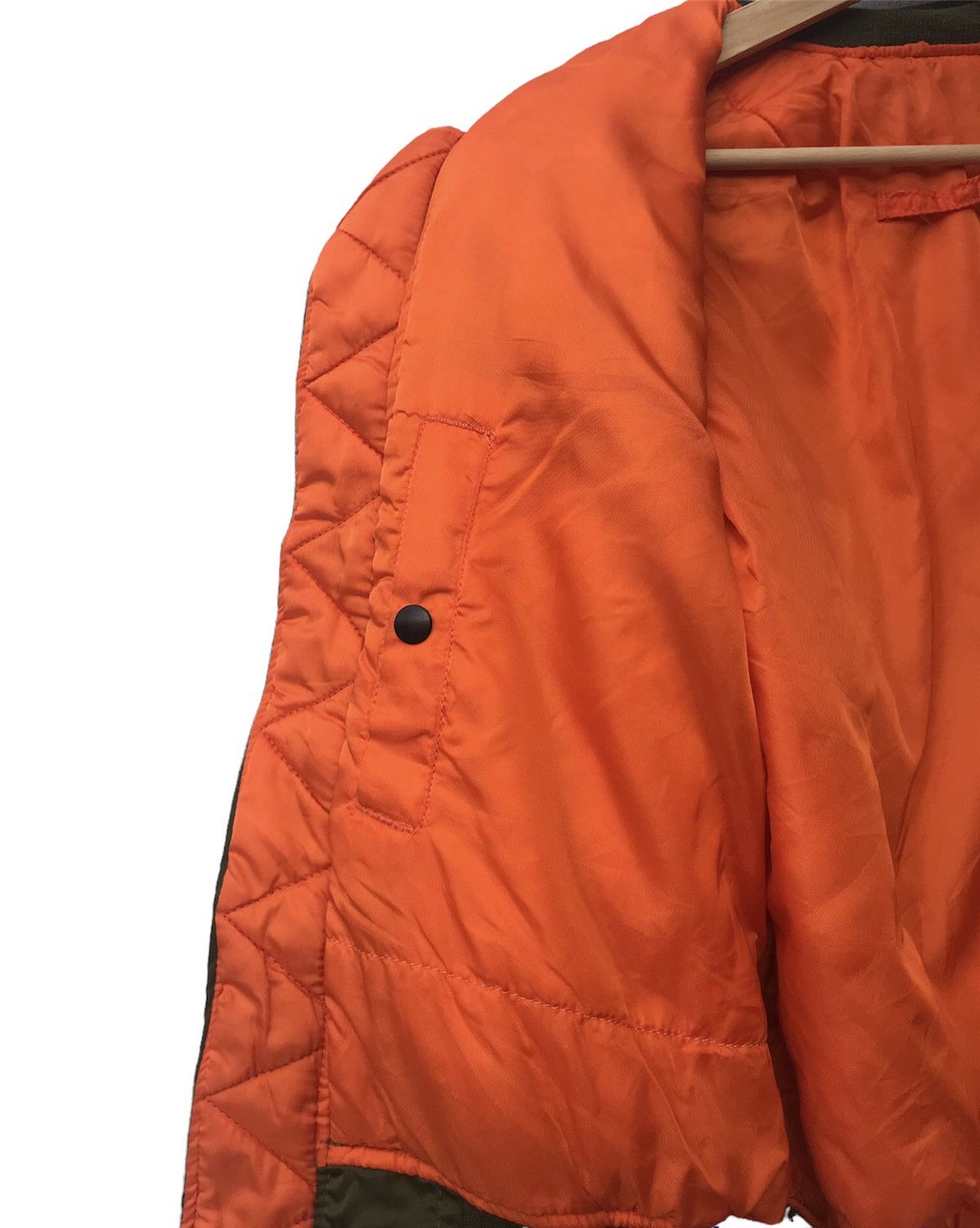 Vintage Vintage Scovill Zipper MA-1 Nylon Riot! Riot! Flight Jacket Size US M / EU 48-50 / 2 - 5 Thumbnail