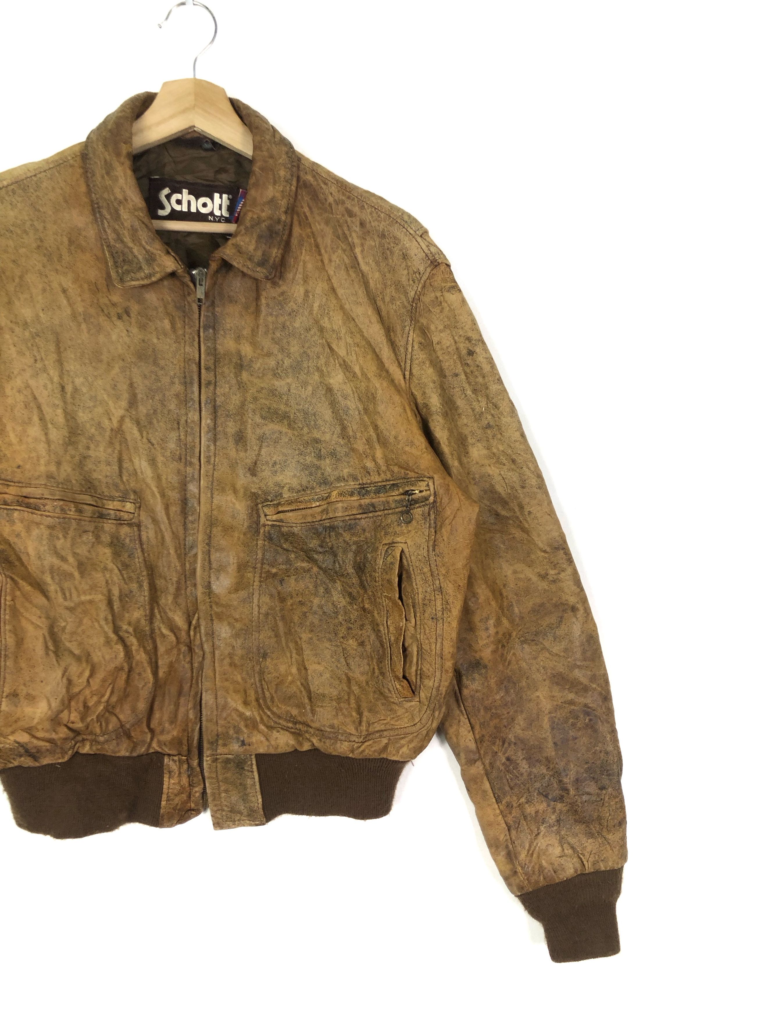 Schott VINTAGE 90’S SCHOTT FLIGHT LEATHER JACKET IN SIZE 44 Size US L / EU 52-54 / 3 - 4 Thumbnail