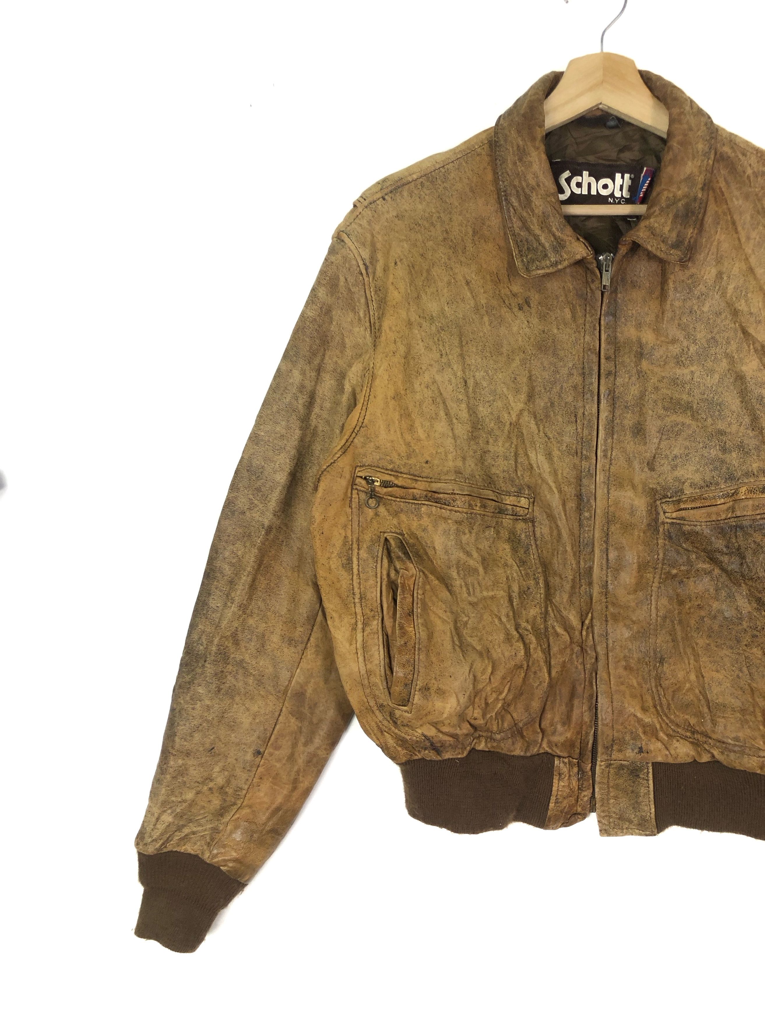 Schott VINTAGE 90’S SCHOTT FLIGHT LEATHER JACKET IN SIZE 44 Size US L / EU 52-54 / 3 - 5 Thumbnail