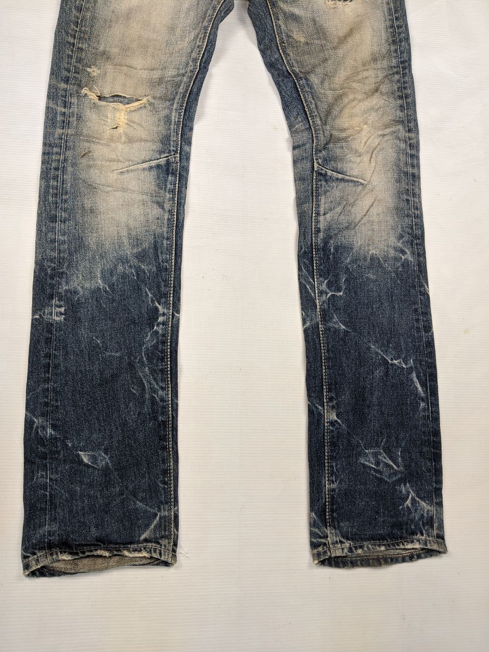 GOSTAR DE FUGA GOSTAR DE FUGA distressed denim jeans Size US 33 - 5 Thumbnail