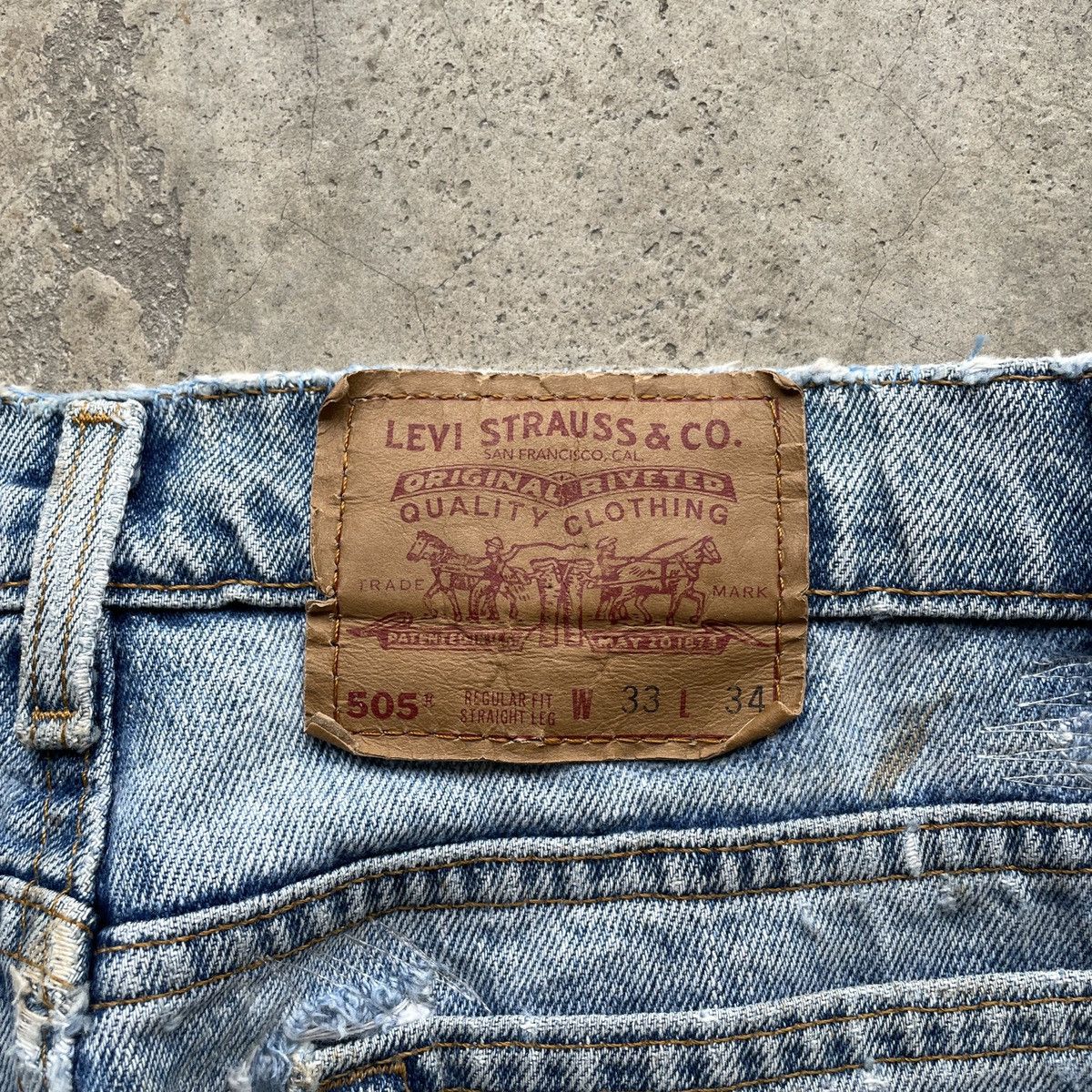 Levi's Vintage Levis 505 Made In USA Faded Denim Jeans Pants W33 Size US 33 - 10 Thumbnail