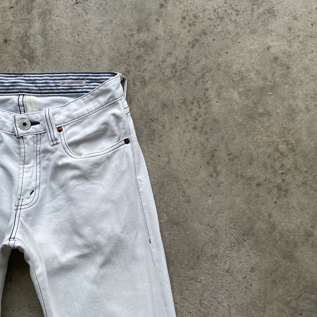 Levi's × Levi's Vintage Clothing × White's Boots Vintage Levi’s Premium 505 Whites Denim Jeans Pants W29 Size US 29 - 4 Thumbnail