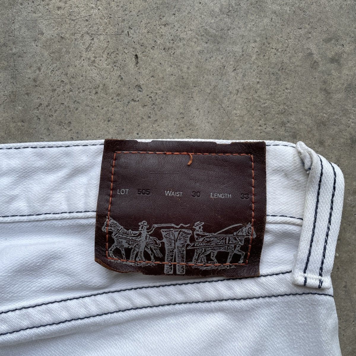 Levi's × Levi's Vintage Clothing × White's Boots Vintage Levi’s Premium 505 Whites Denim Jeans Pants W29 Size US 29 - 9 Thumbnail