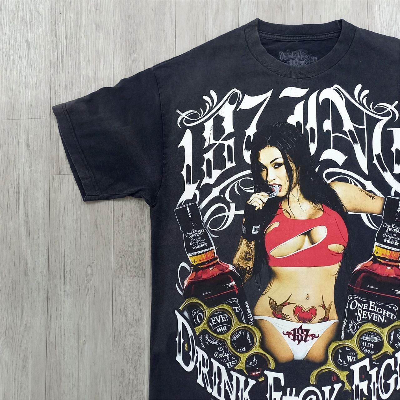 Rap Tees Vtg 187 Whiskey Drink F#@k Fight Sexygirl Distressed T-shirt Size US L / EU 52-54 / 3 - 6 Thumbnail