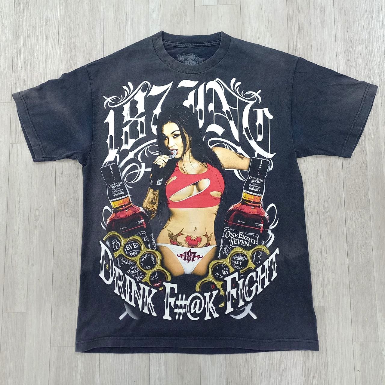 Rap Tees Vtg 187 Whiskey Drink F#@k Fight Sexygirl Distressed T-shirt Size US L / EU 52-54 / 3 - 3 Thumbnail