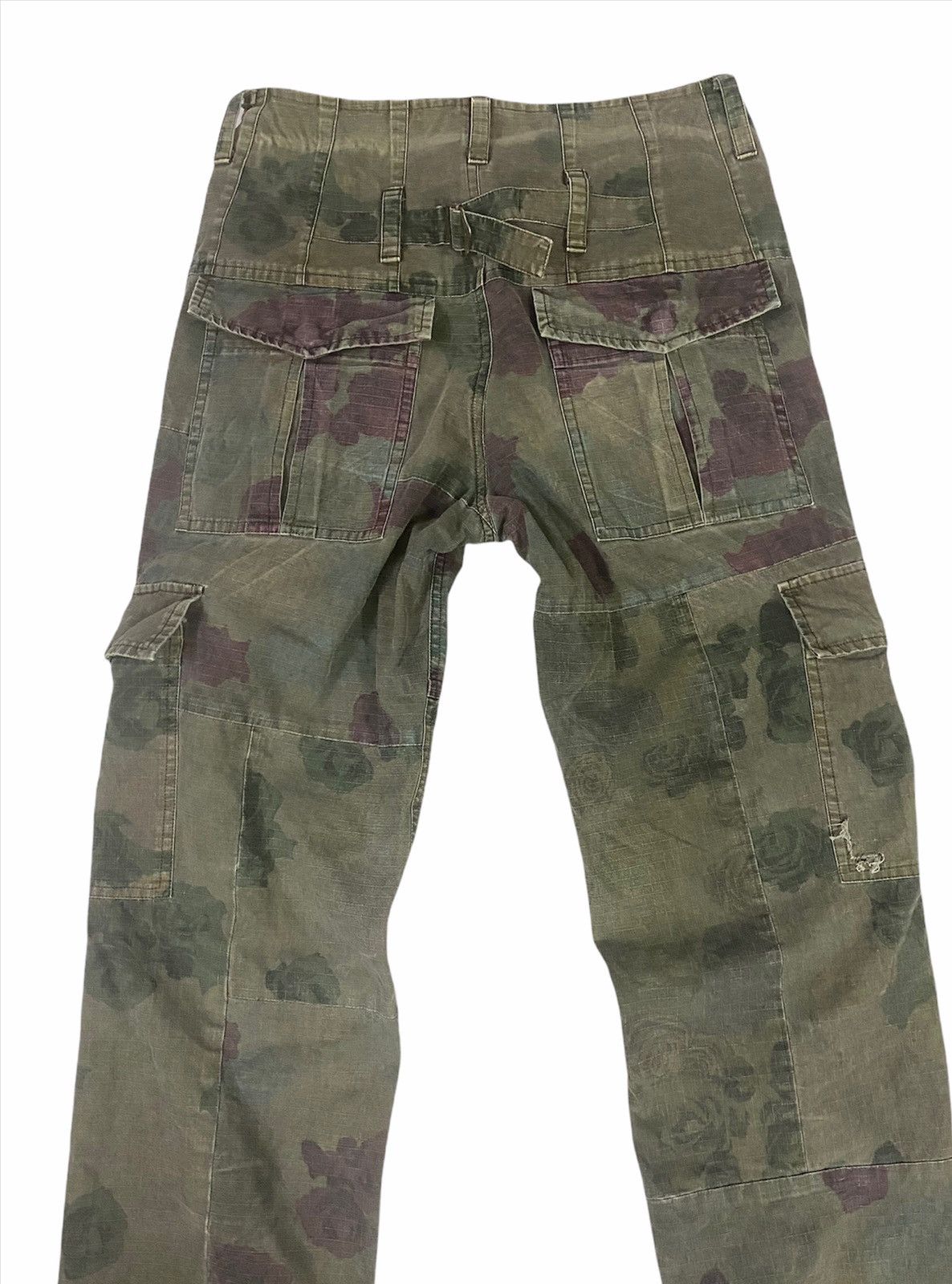 Other Rare⚡️Sunao Kuwahara Cargo Camouflage Flowers Cargo Pants Size US 29 - 8 Thumbnail