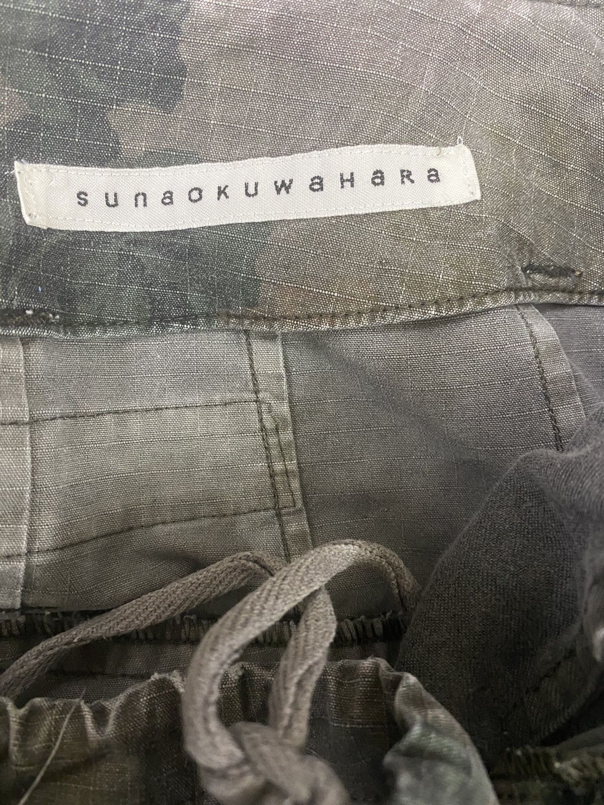 Other Rare⚡️Sunao Kuwahara Cargo Camouflage Flowers Cargo Pants Size US 29 - 11 Thumbnail