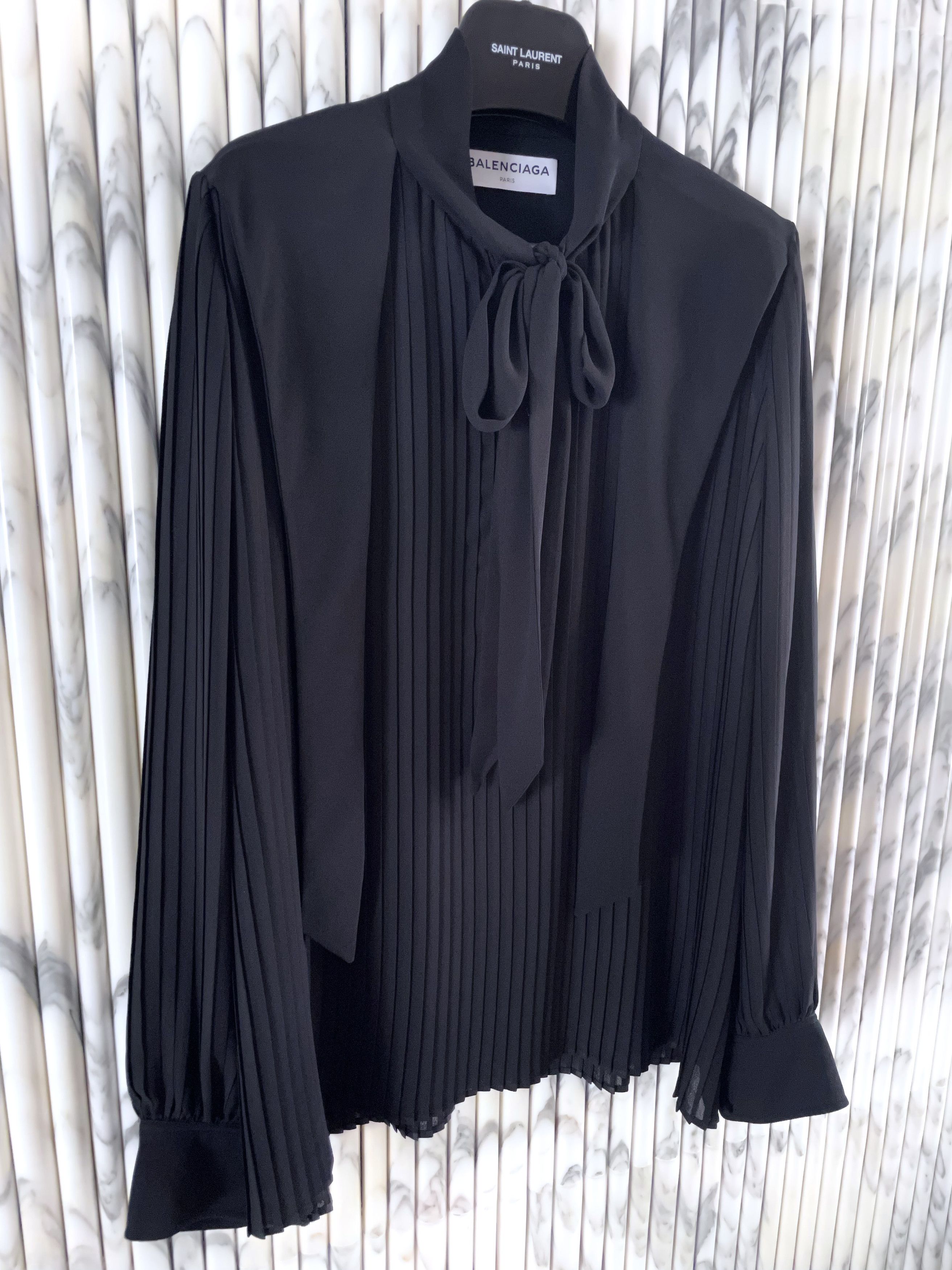 Balenciaga *GRAIL* NWT PUSSY BOW LAVALLIERE TIE NECK PLEATED SHIRT Size US M / EU 48-50 / 2 - 5 Thumbnail