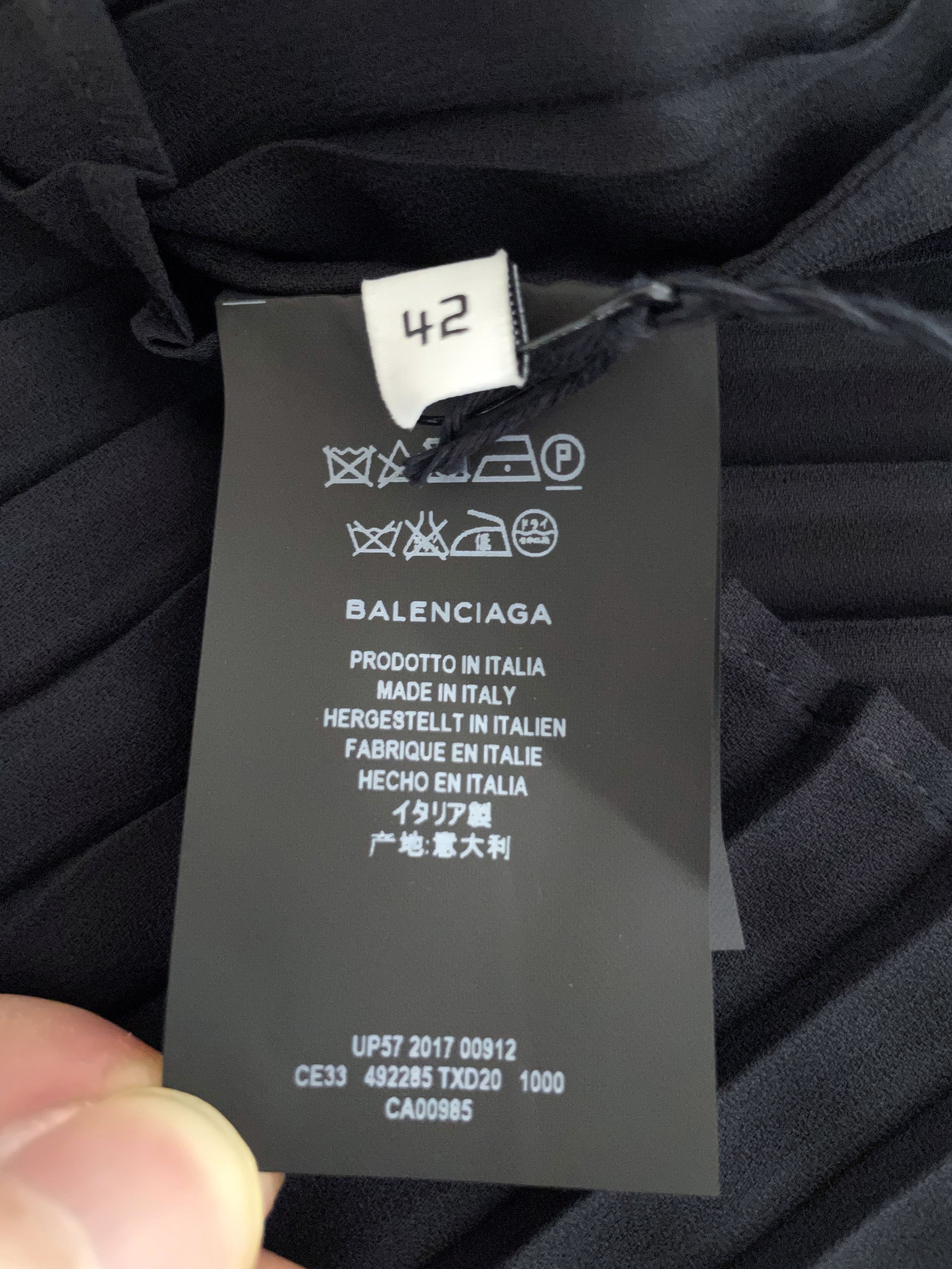 Balenciaga *GRAIL* NWT PUSSY BOW LAVALLIERE TIE NECK PLEATED SHIRT Size US M / EU 48-50 / 2 - 16 Thumbnail