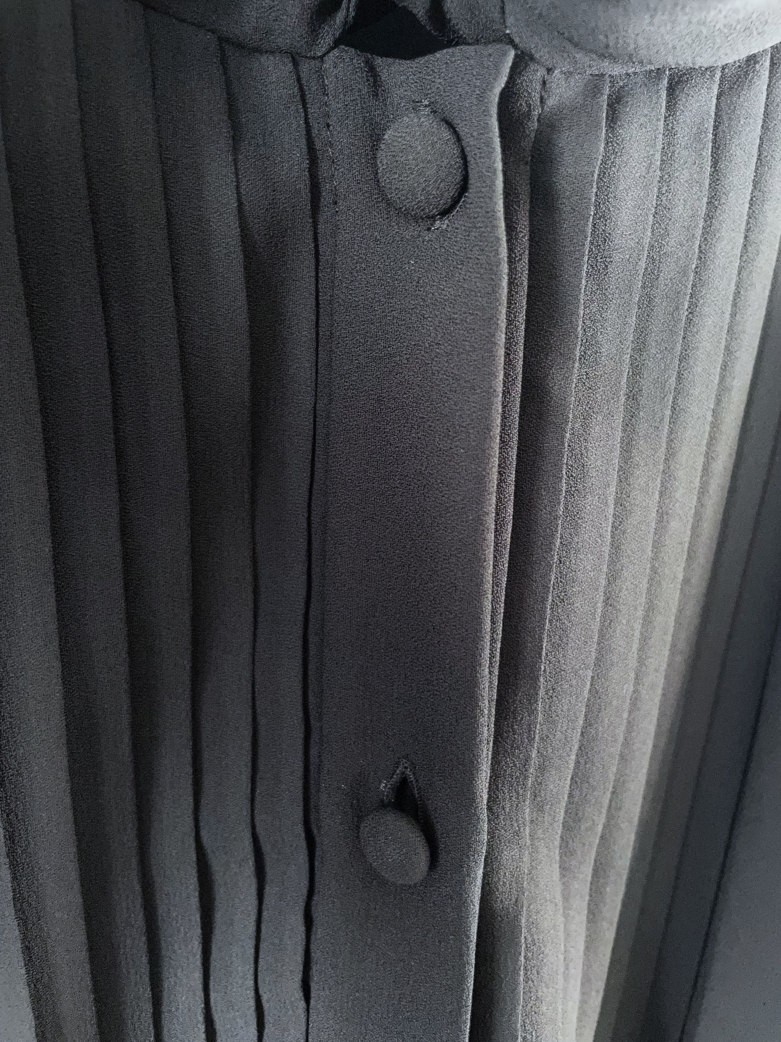 Balenciaga *GRAIL* NWT PUSSY BOW LAVALLIERE TIE NECK PLEATED SHIRT Size US M / EU 48-50 / 2 - 10 Thumbnail