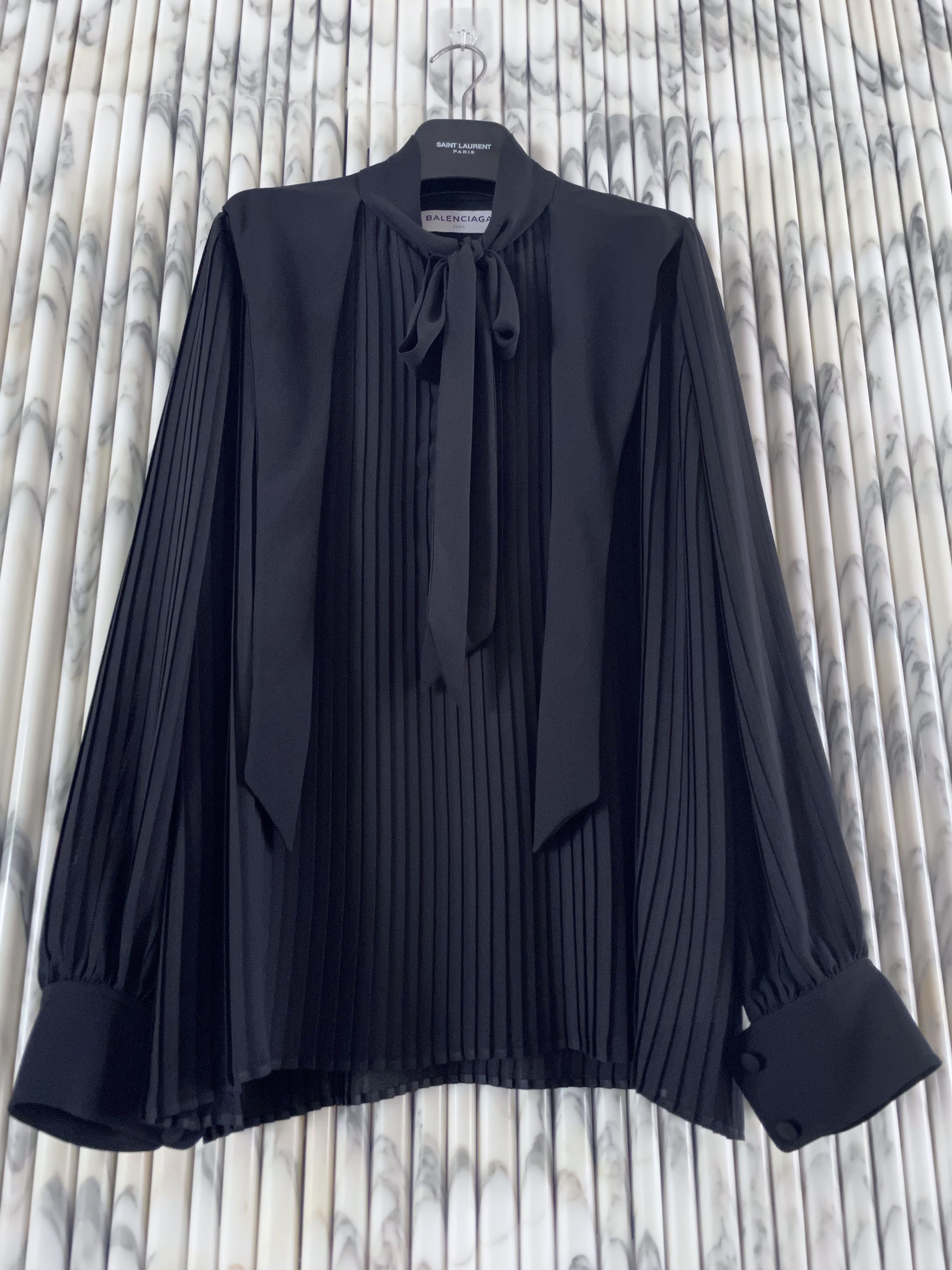 Balenciaga *GRAIL* NWT PUSSY BOW LAVALLIERE TIE NECK PLEATED SHIRT Size US M / EU 48-50 / 2 - 15 Thumbnail