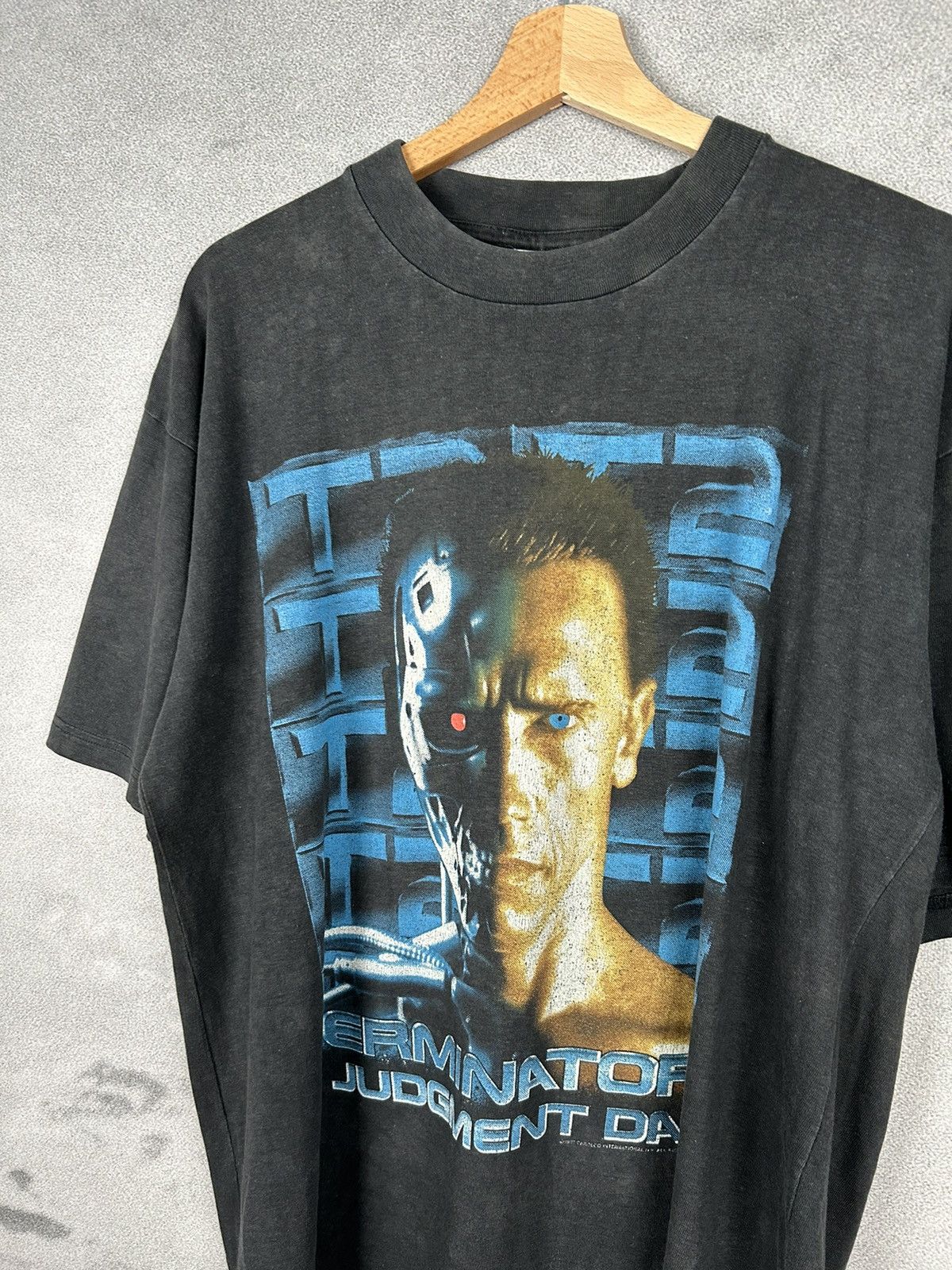 Vintage Vintage 1991 Terminator 2 Judgement Day Euro Tag Rare Movie Size US L / EU 52-54 / 3 - 3 Thumbnail
