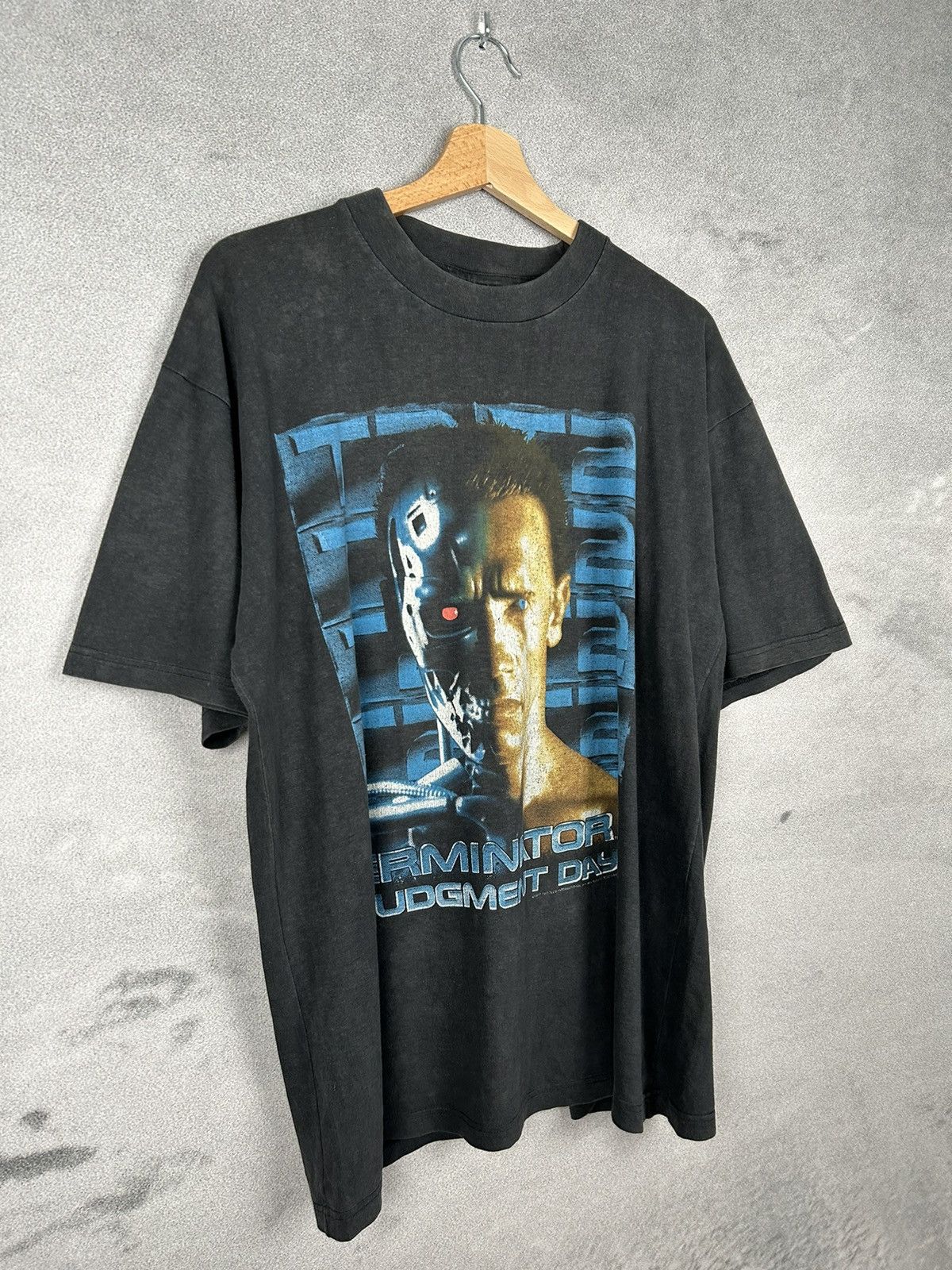 Vintage Vintage 1991 Terminator 2 Judgement Day Euro Tag Rare Movie Size US L / EU 52-54 / 3 - 5 Thumbnail