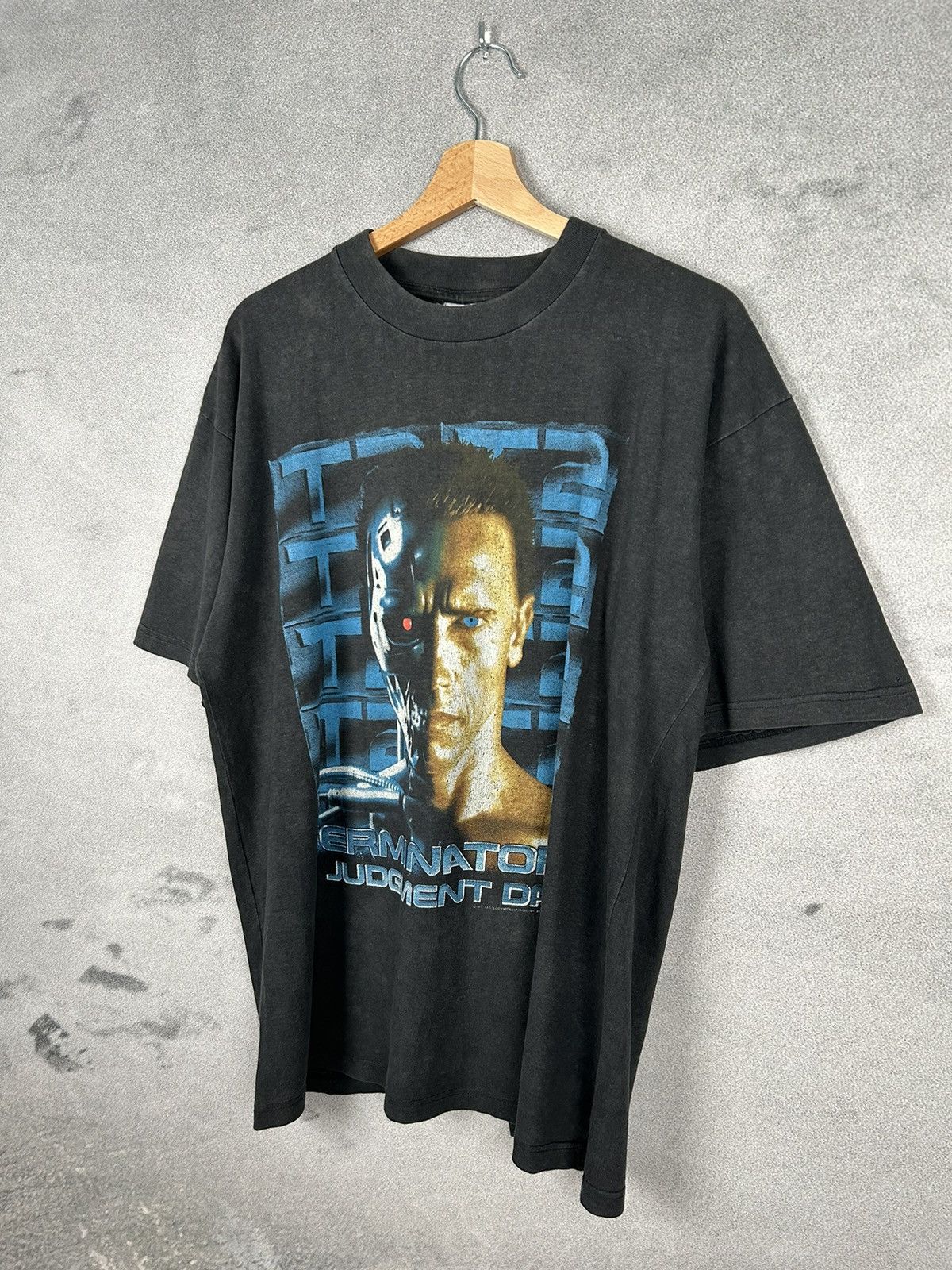Vintage Vintage 1991 Terminator 2 Judgement Day Euro Tag Rare Movie Size US L / EU 52-54 / 3 - 2 Thumbnail