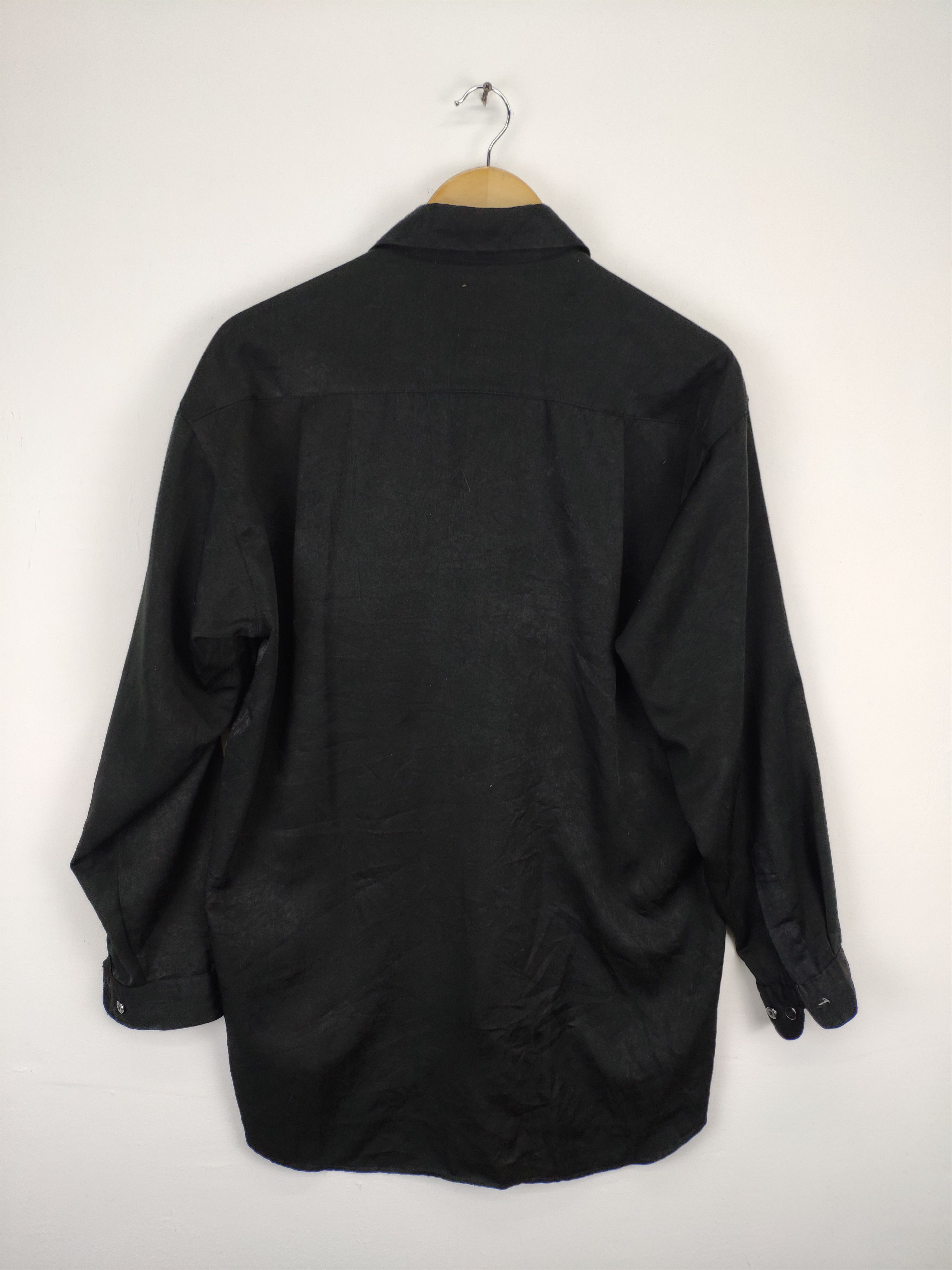 Japanese Brand × Velvet × Vintage Vintage Button Up Shirt Velvet Abstract Art Size M / US 6-8 / IT 42-44 - 2 Thumbnail