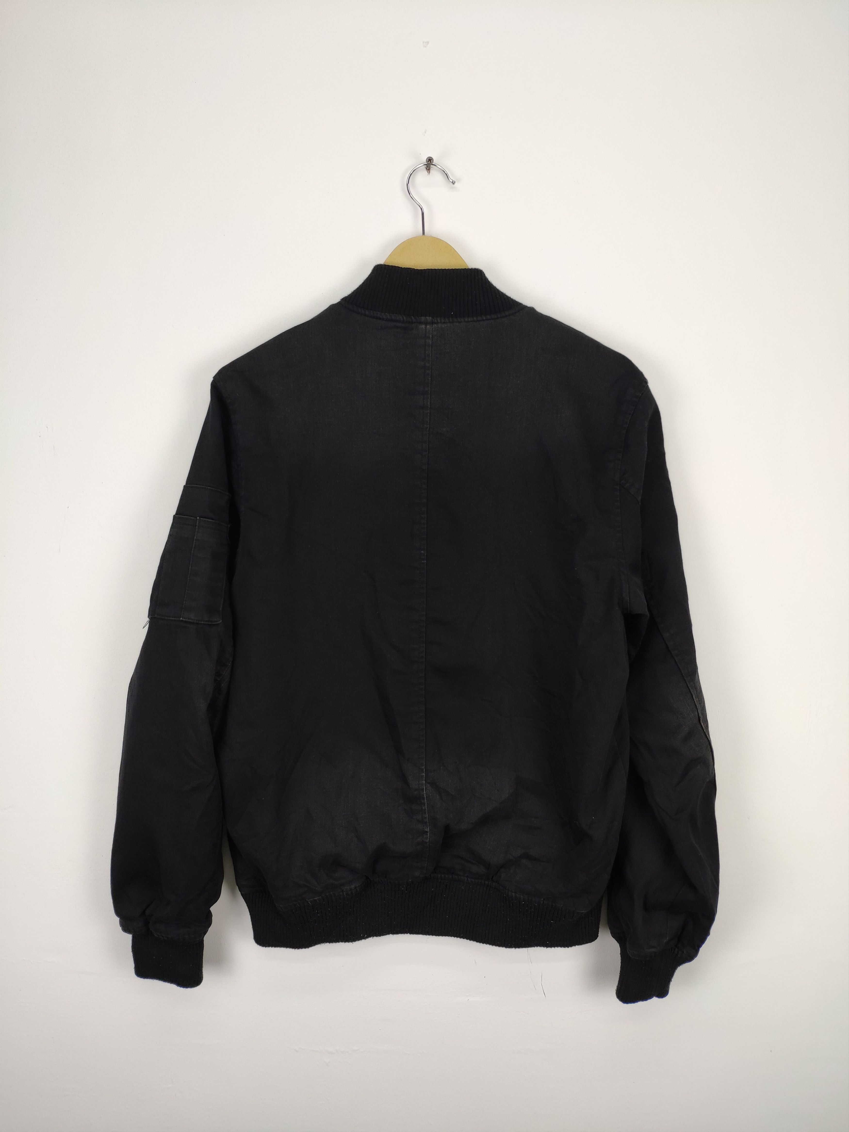 Vintage Vintage Alpha Industries Bomber Jacket Style by Halham Size US M / EU 48-50 / 2 - 13 Thumbnail