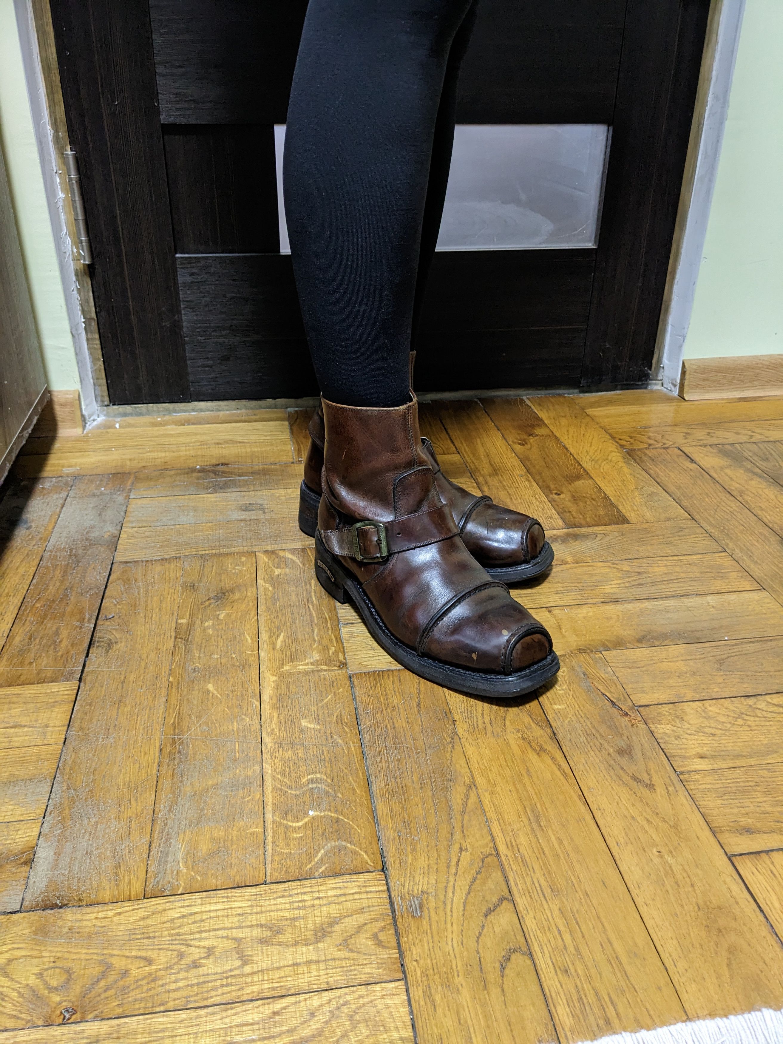 Cowboy Equipment × Genuine Leather × Sendra Sendra Spanish Western women's leather zip boots, buffalo Size US 10 / IT 40 - 15 Thumbnail
