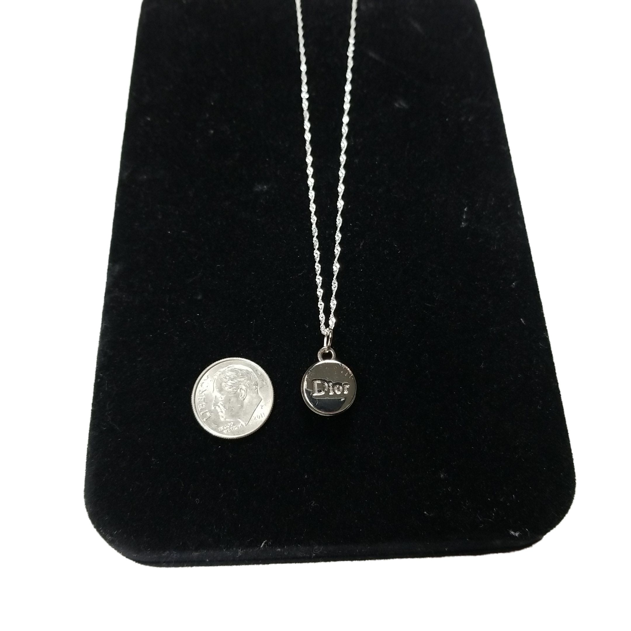 Dior Dior Circle Pendant on Sterling Silver Chain/Necklace Size ONE SIZE - 3 Thumbnail