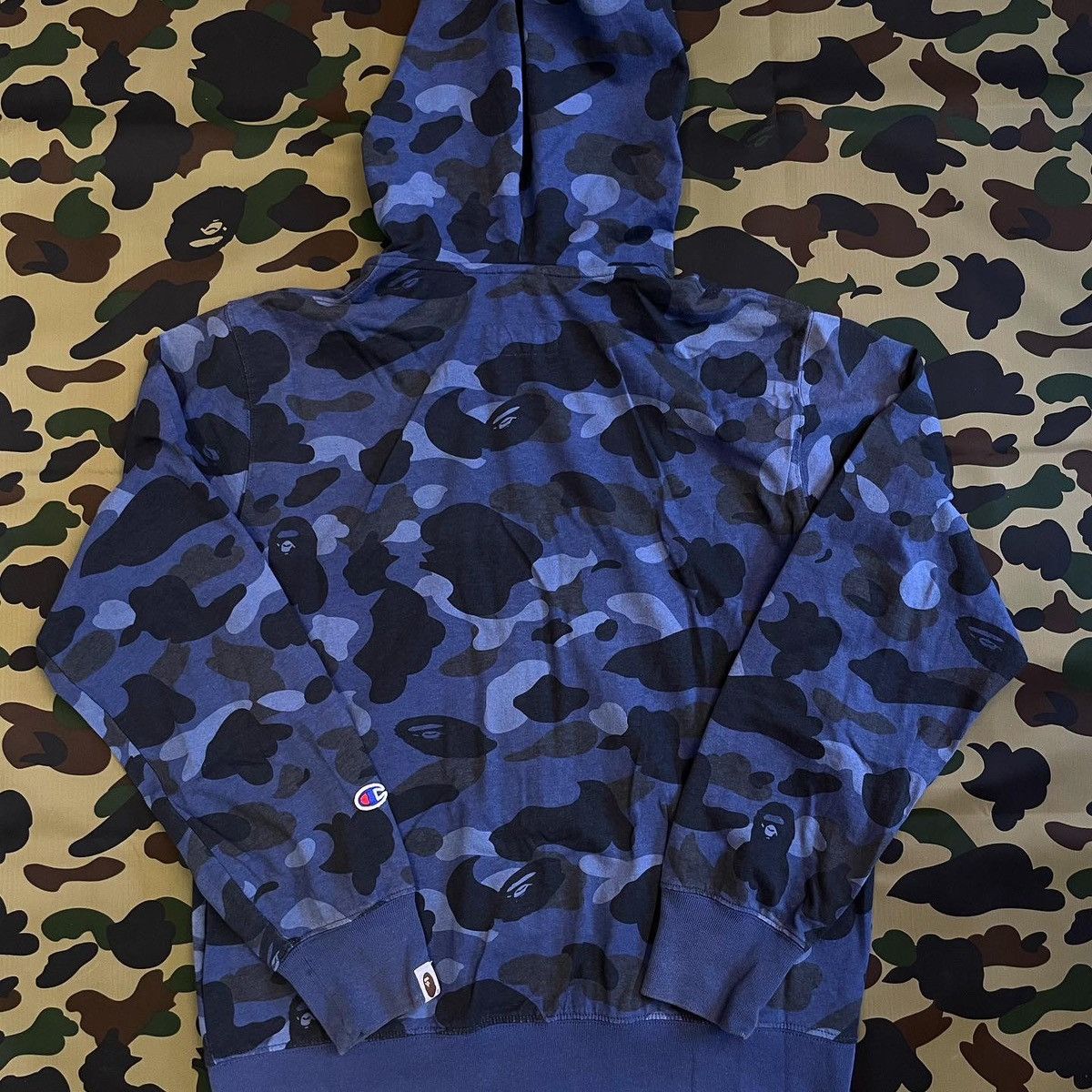 Bape × Champion COLOR CAMO LIGHTWEIGHT ZIP HOODIE Size US M / EU 48-50 / 2 - 2 Thumbnail