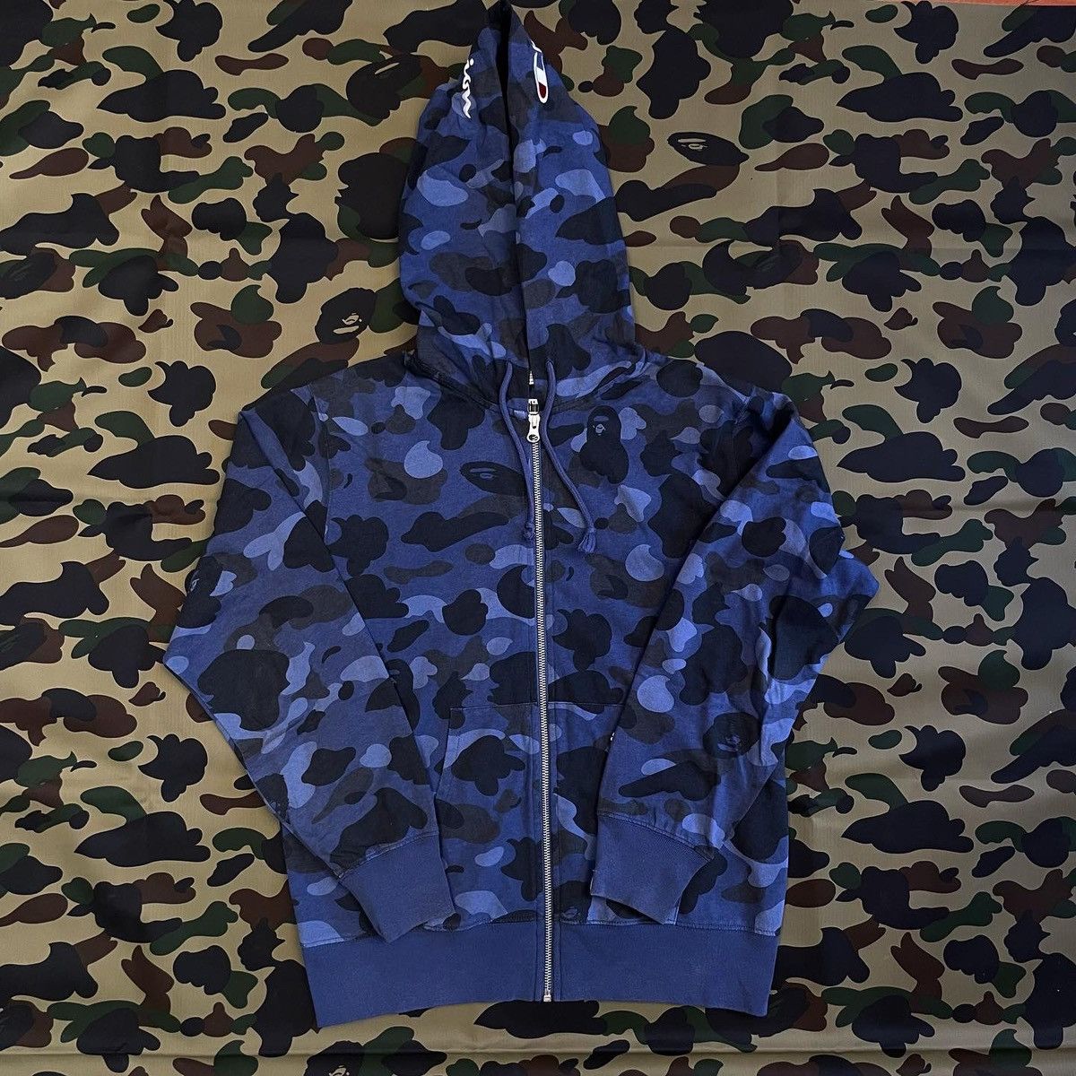 Bape × Champion COLOR CAMO LIGHTWEIGHT ZIP HOODIE Size US M / EU 48-50 / 2 - 1 Thumbnail