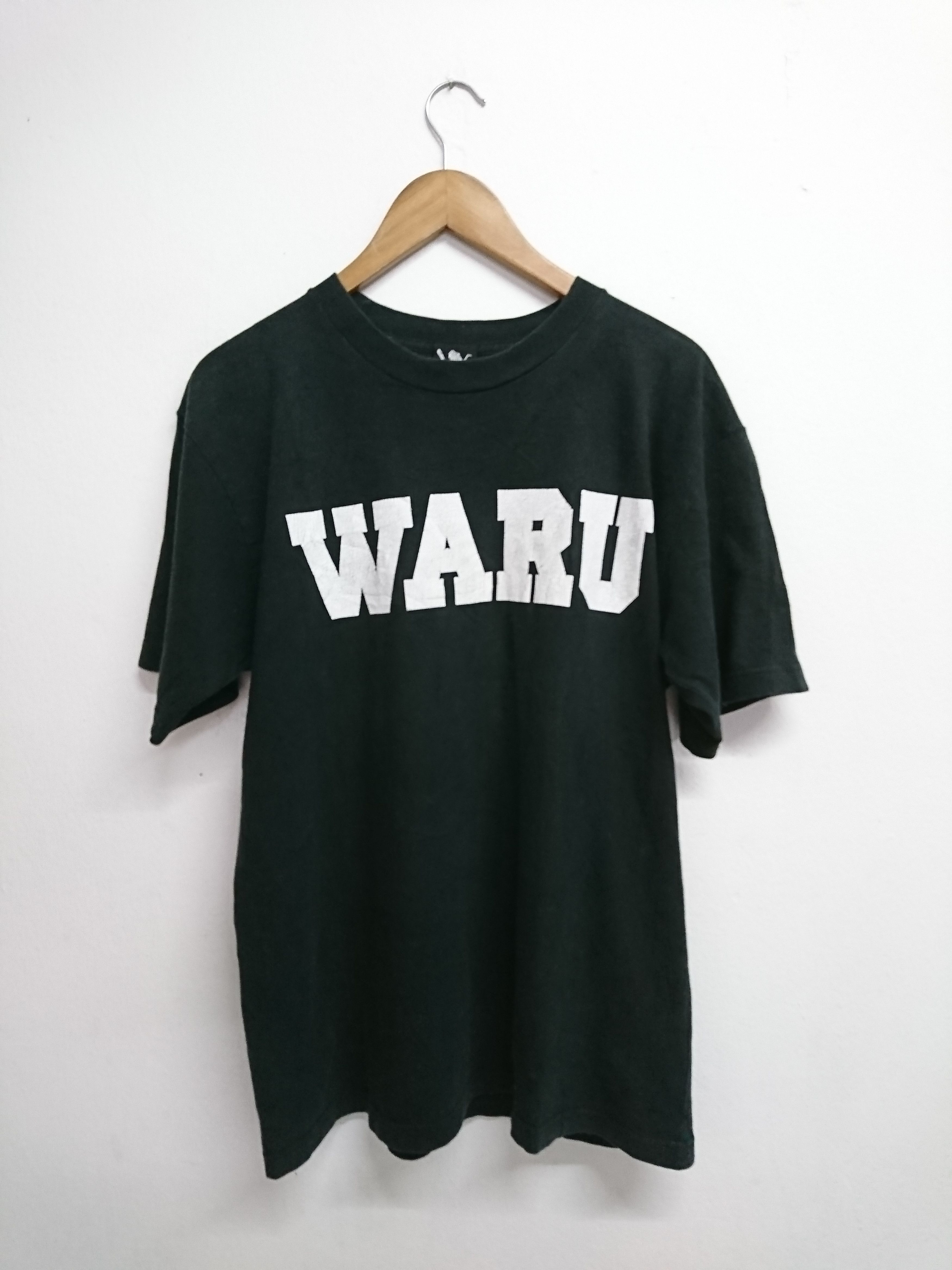 Japanese Brand Santastic Entertainment WARU Japanese brand Size US L / EU 52-54 / 3 - 1 Thumbnail