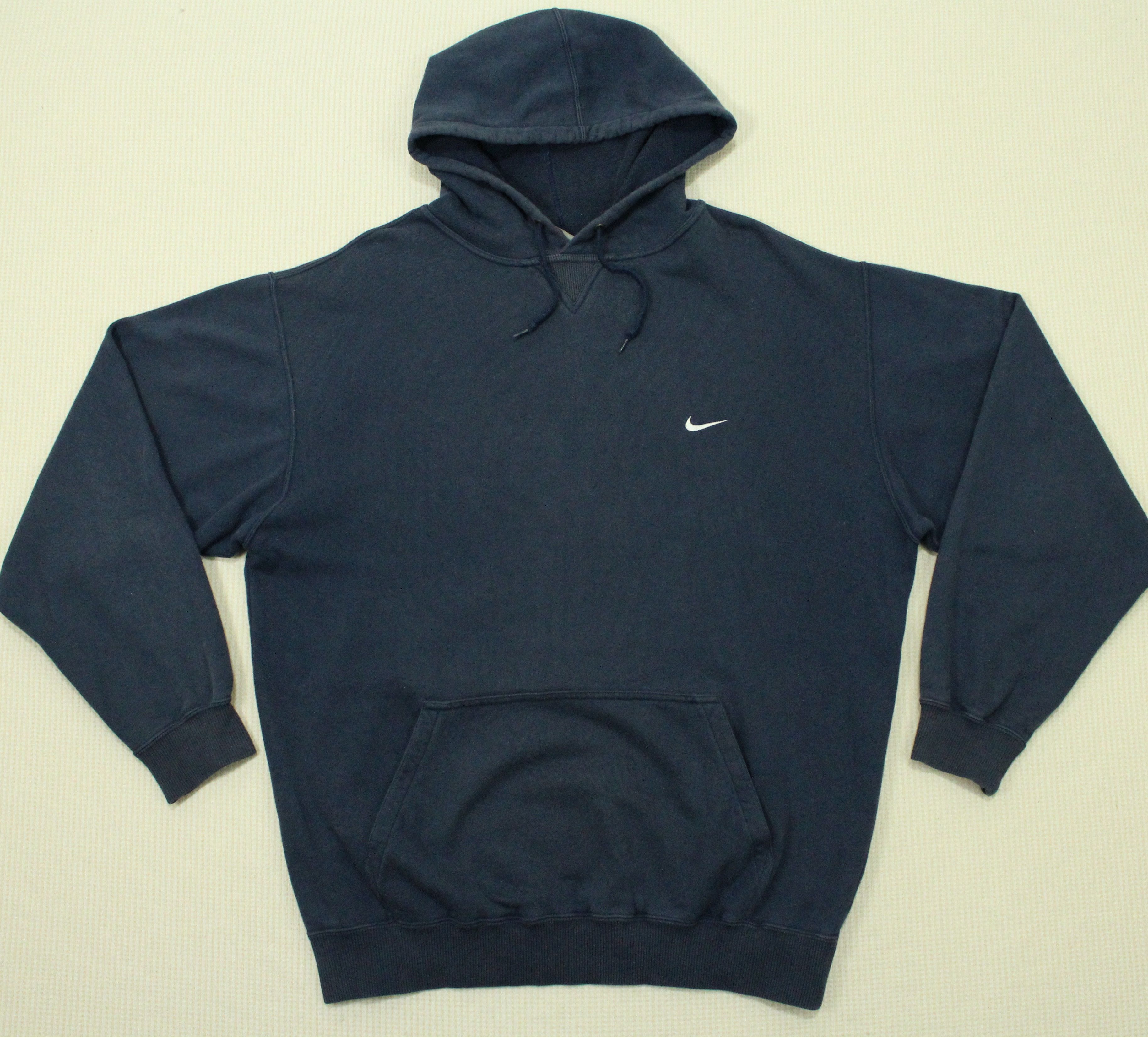 Japanese Brand × Nike × Vintage Vintage 00s NIKE Hoodie Small Logo Embroidered Nike Swoosh Size US L / EU 52-54 / 3 - 2 Thumbnail