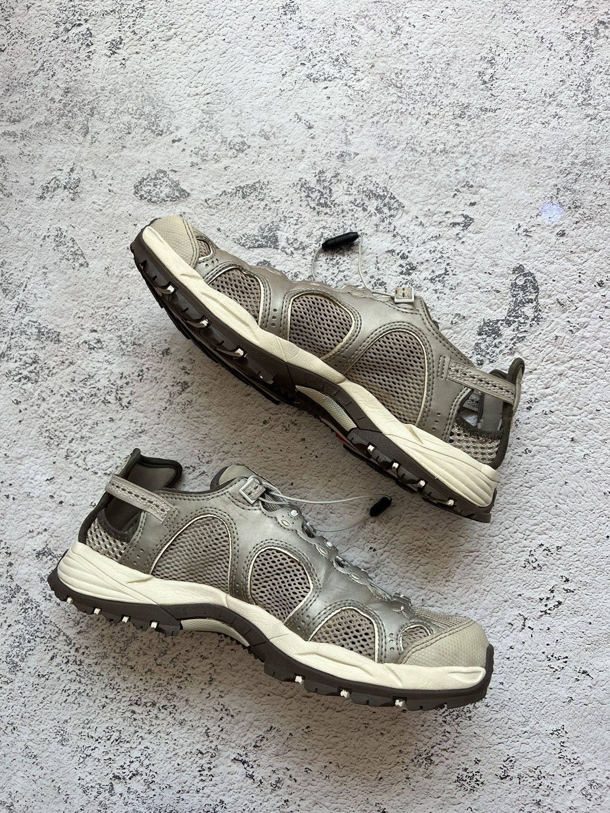 Salomon × Vintage Vintage Salomon Techamphibian Hiking Vented Outdoor Shoes Size US 10 / IT 40 - 7 Thumbnail