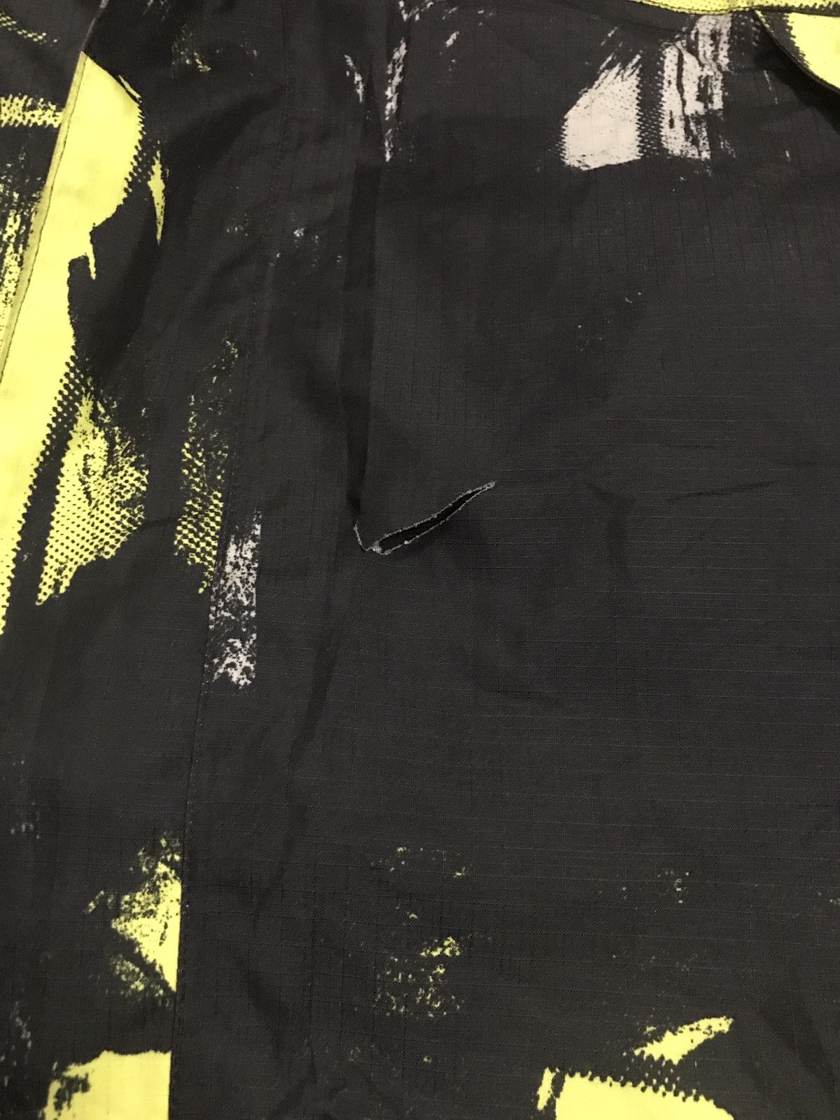Quicksilver × Vintage 🔥Rare🔥 Quiksilver tie dye windbreaker rare design Size US M / EU 48-50 / 2 - 9 Thumbnail