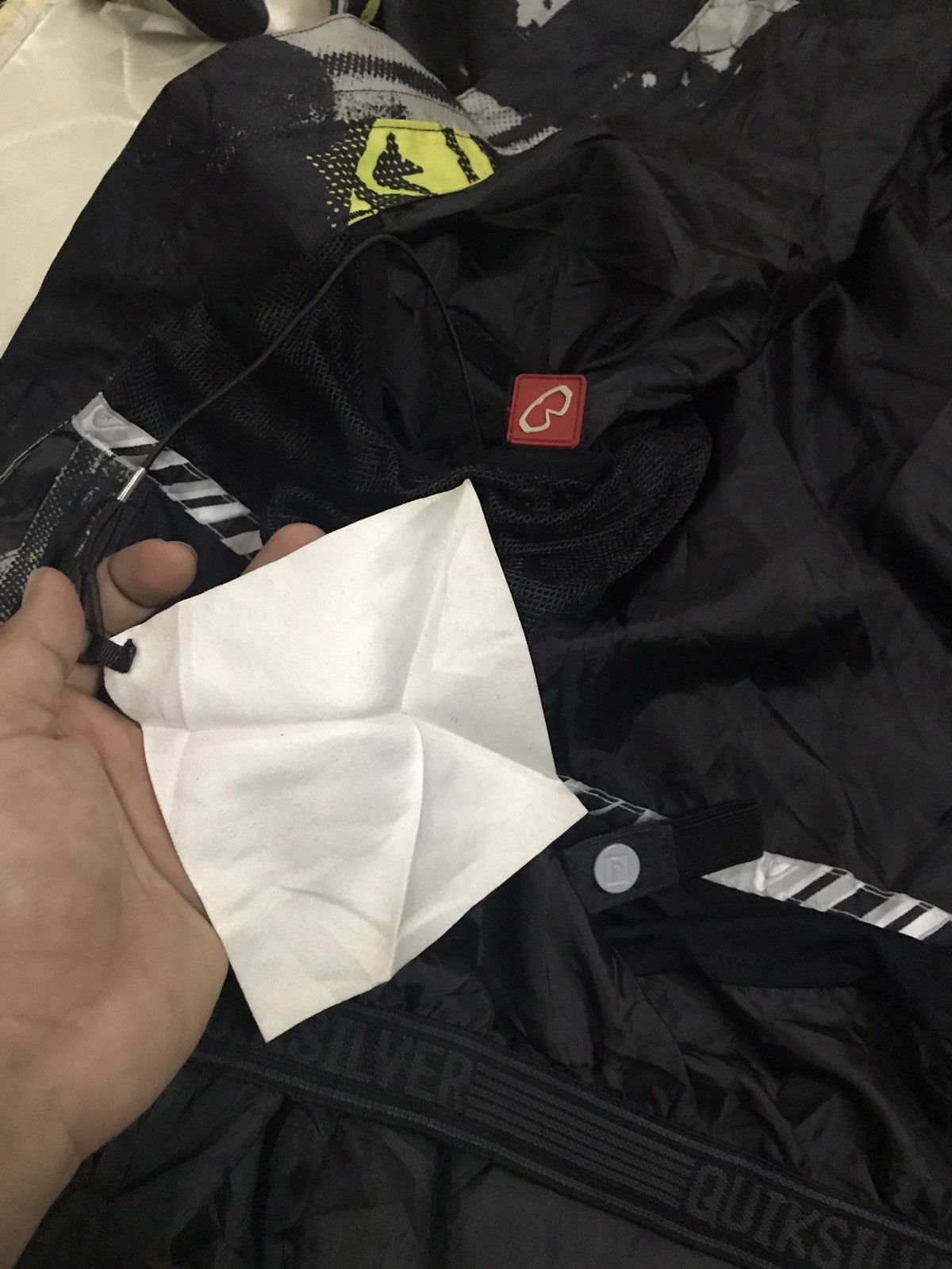 Quicksilver × Vintage 🔥Rare🔥 Quiksilver tie dye windbreaker rare design Size US M / EU 48-50 / 2 - 12 Thumbnail