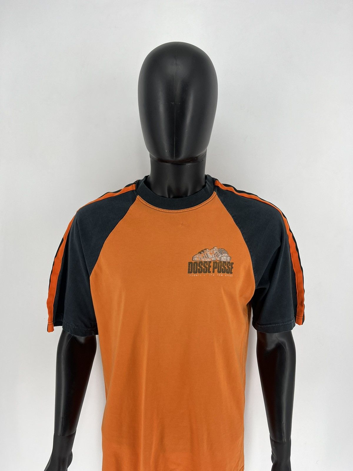 Other Dosse Posse Unity Vintage Rap T-Shirt Graffiti Style Y2K Size US M / EU 48-50 / 2 - 5 Thumbnail