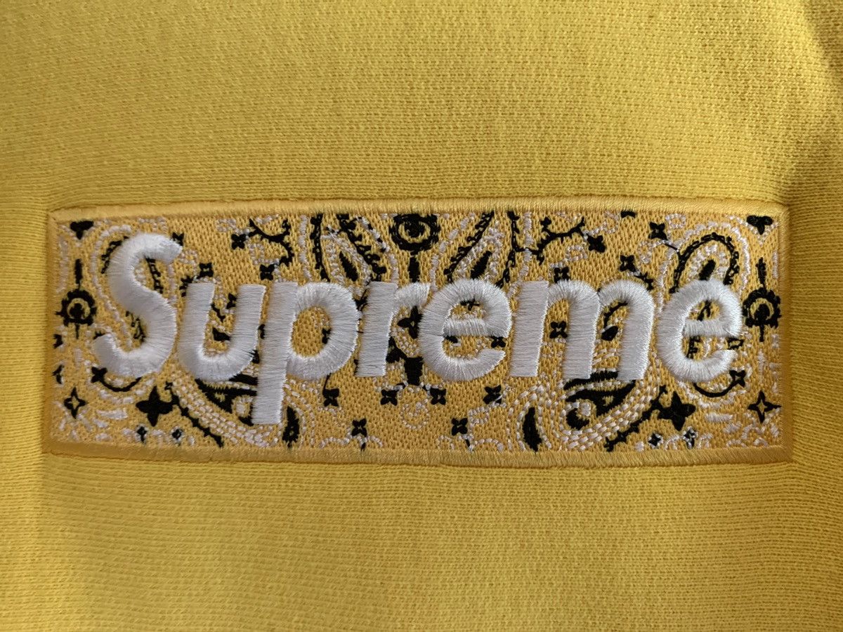 Supreme Supreme Yellow Bandana Paisley Hoodie Size US XL / EU 56 / 4 - 2 Thumbnail