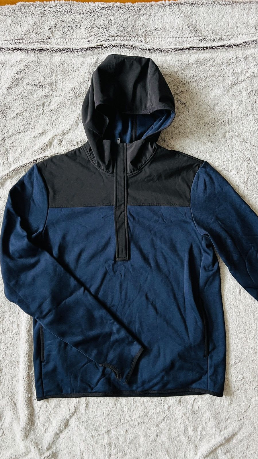 Theory Theory NWOT Nyles Hybrid Fleece w/Thumbhole Size US S / EU 44-46 / 1 - 2 Thumbnail
