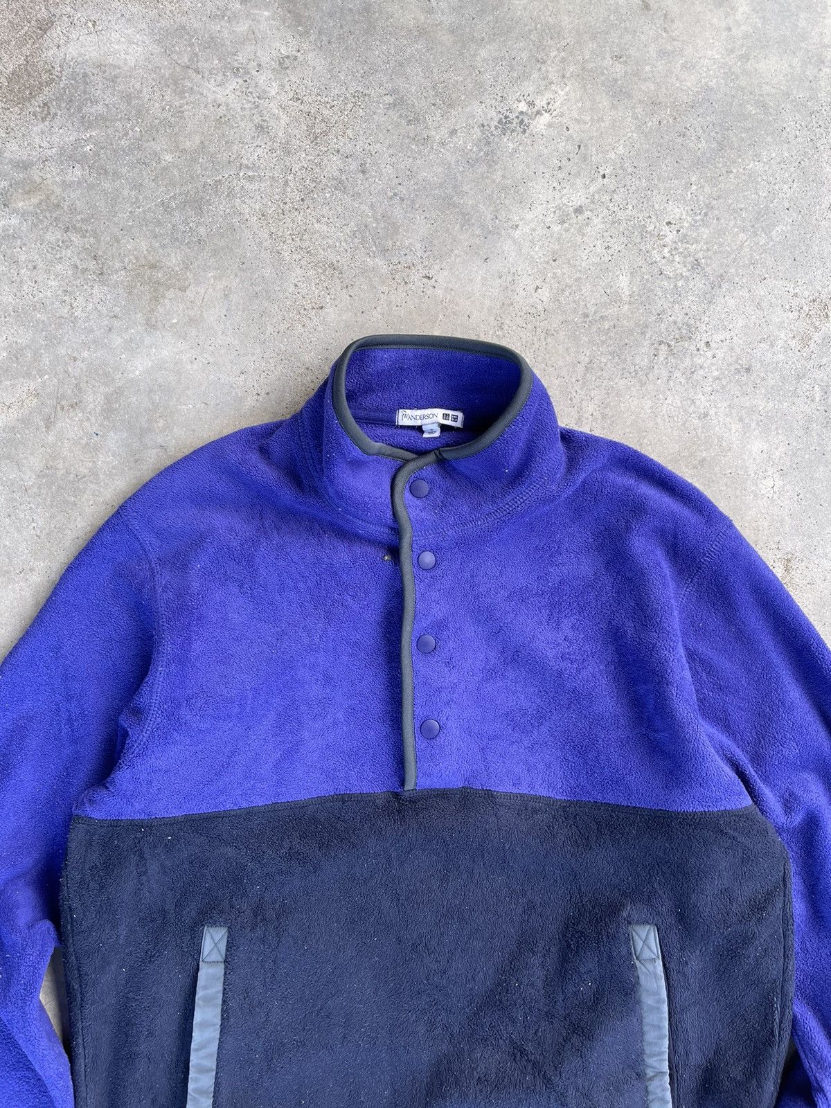JW Anderson × Uniqlo J.W. Anderson Uniqlo Two Color fleece pullover jacket Size US M / EU 48-50 / 2 - 3 Thumbnail
