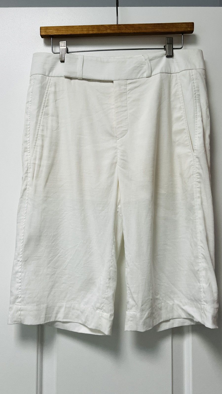 HELMUT LANG Optic White Linen Shorts
