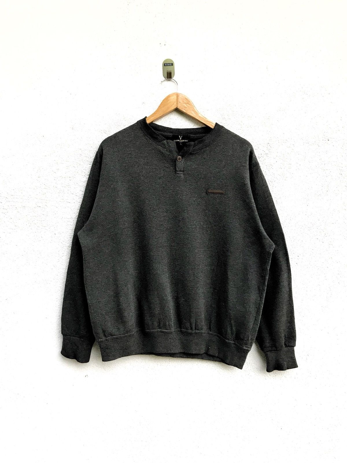 Valentino Vintage Claudio Valentino Crewneck Button Neck Sweatshirt Size US L / EU 52-54 / 3 - 2 Thumbnail