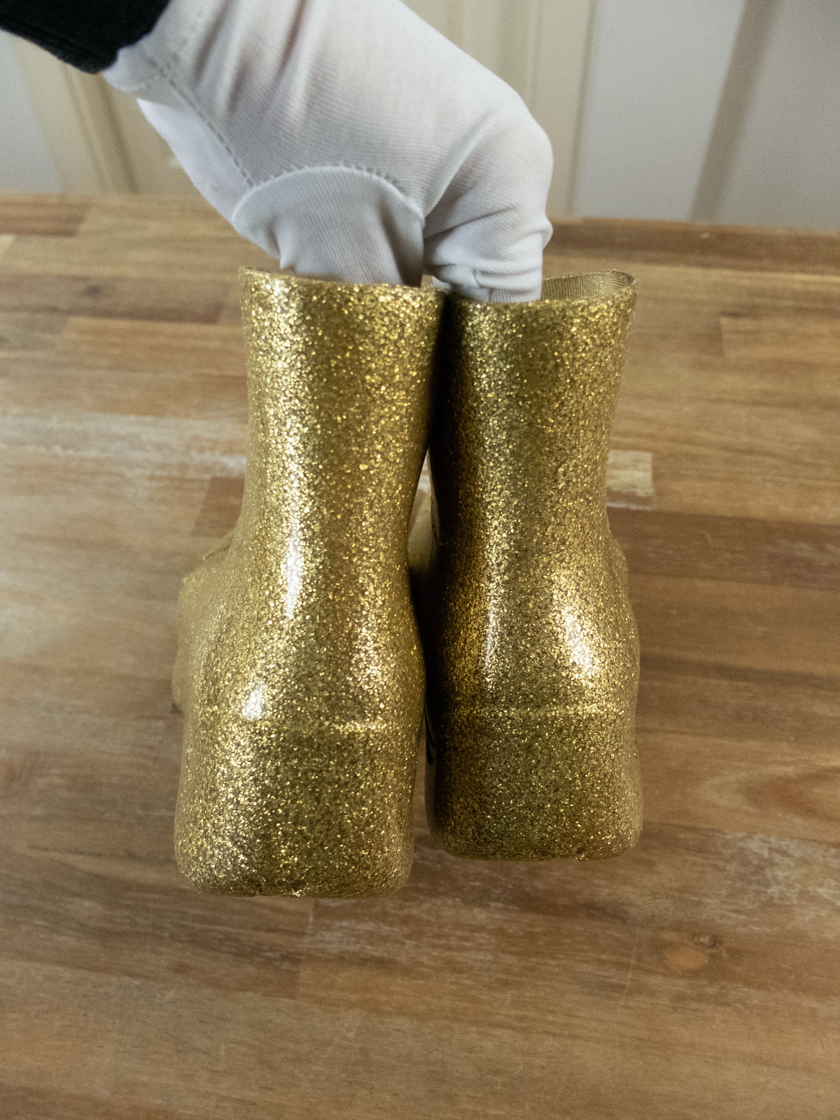 Bottega Veneta BOTTEGA VENETA Puddle gold glitter rubber ankle boots 6 36 q Size US 6 / IT 36 - 7 Thumbnail