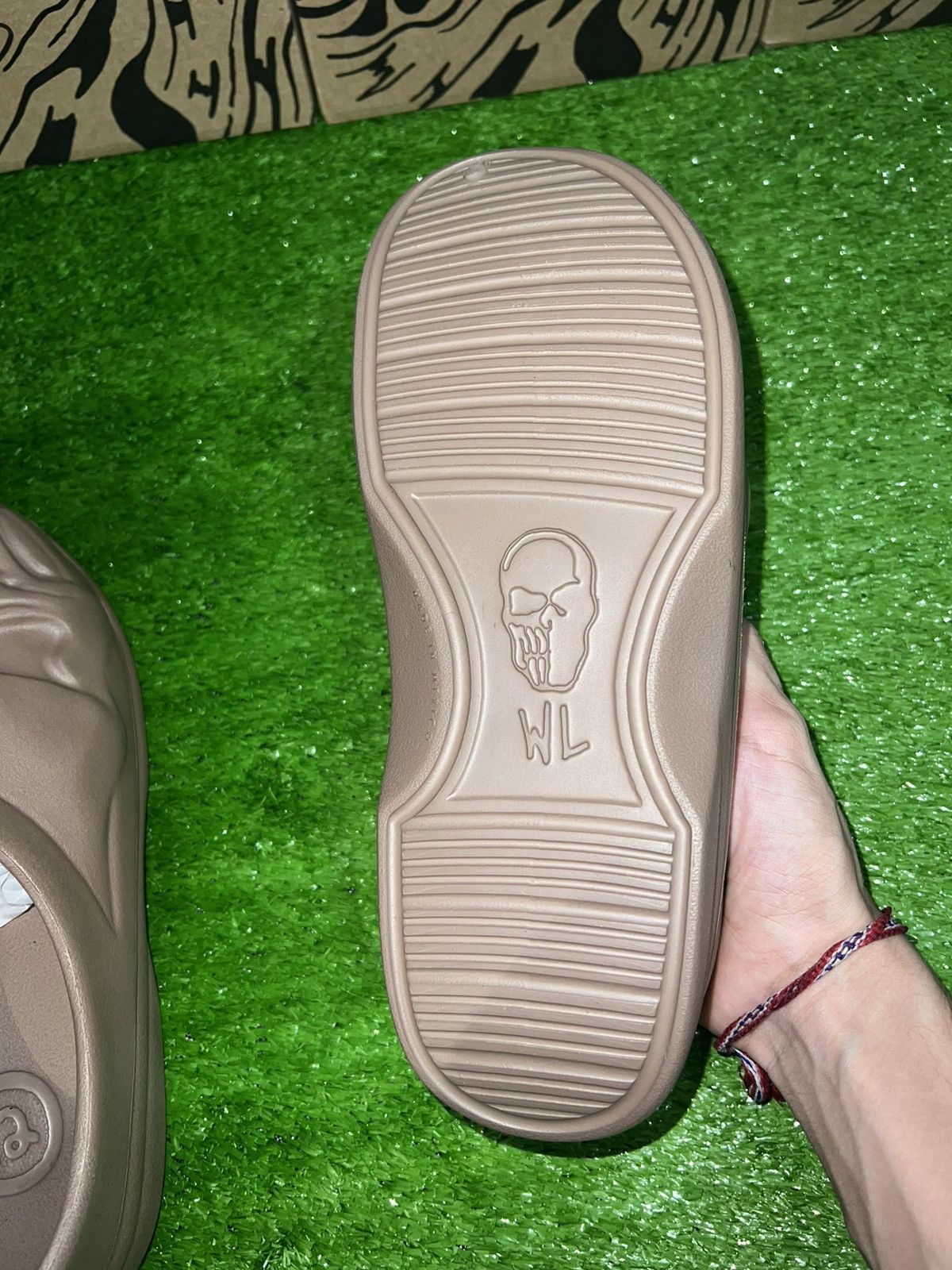Warren Lotas Warren Lotas Foam Shoe Size US 12 / EU 45 - 5 Thumbnail