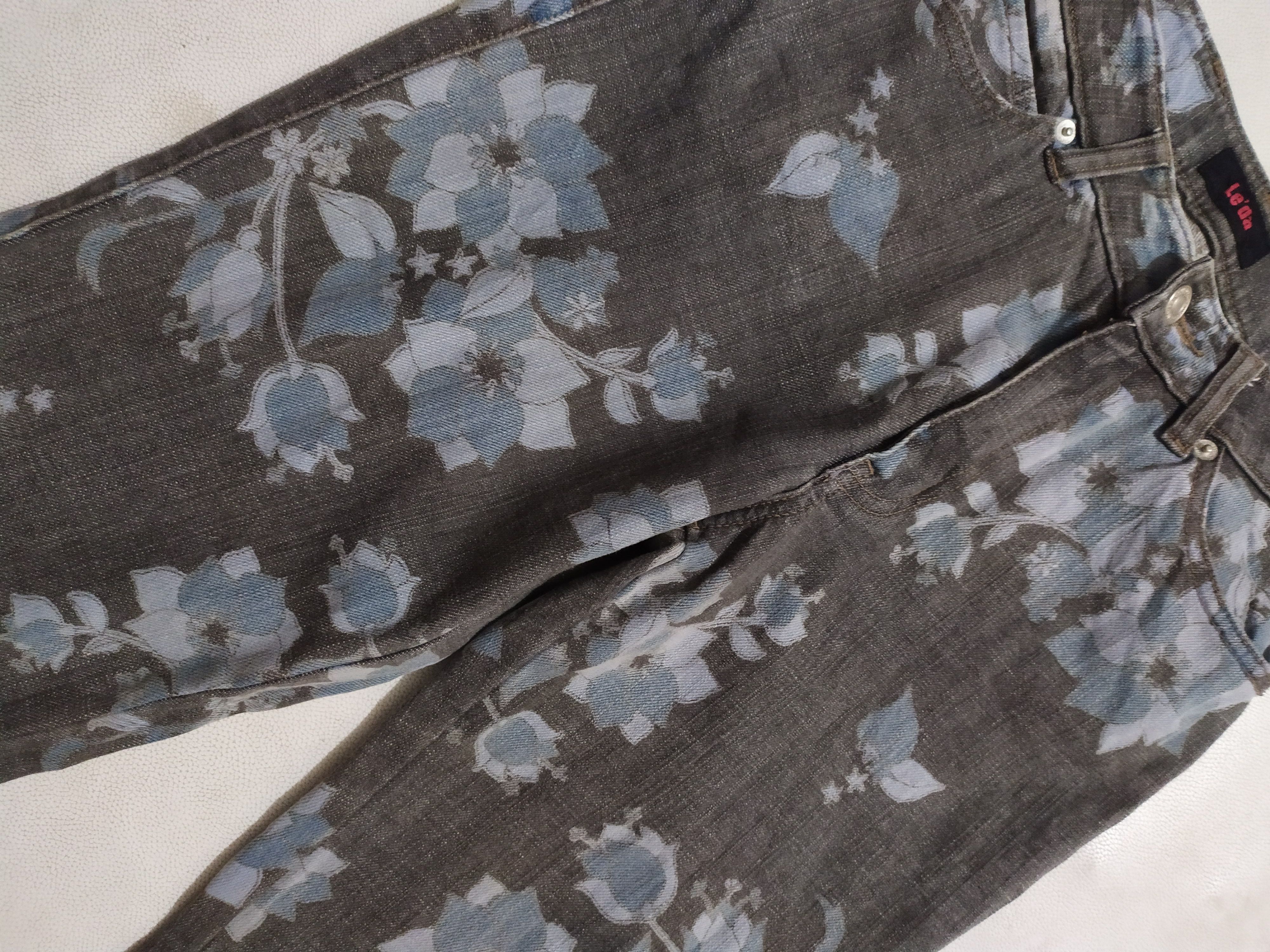 Japanese Brand 🔥Le'Da Japanese Fullprint Floral Bootcut Flare Pants Size US 28 / EU 44 - 4 Thumbnail