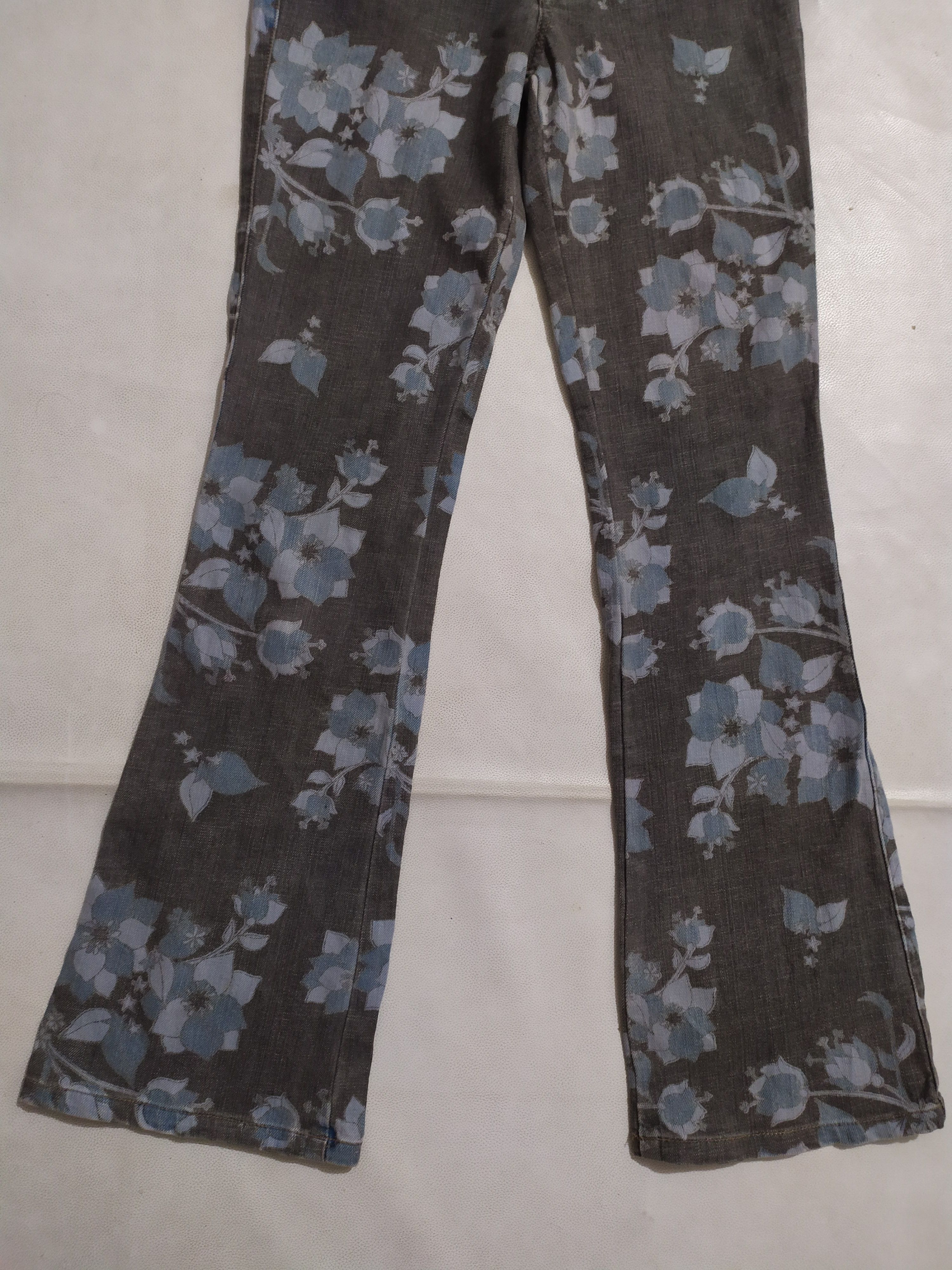 Japanese Brand 🔥Le'Da Japanese Fullprint Floral Bootcut Flare Pants Size US 28 / EU 44 - 3 Thumbnail